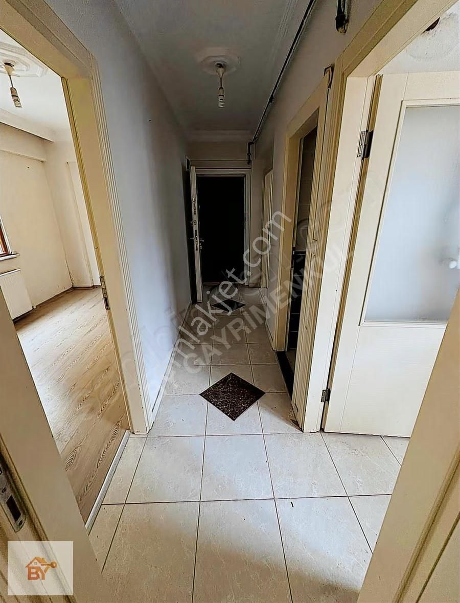 Küçükçekmece Gültepe'de Satılık 2+1 Daire (e5 Yakını, 80m²) - Görsel 9