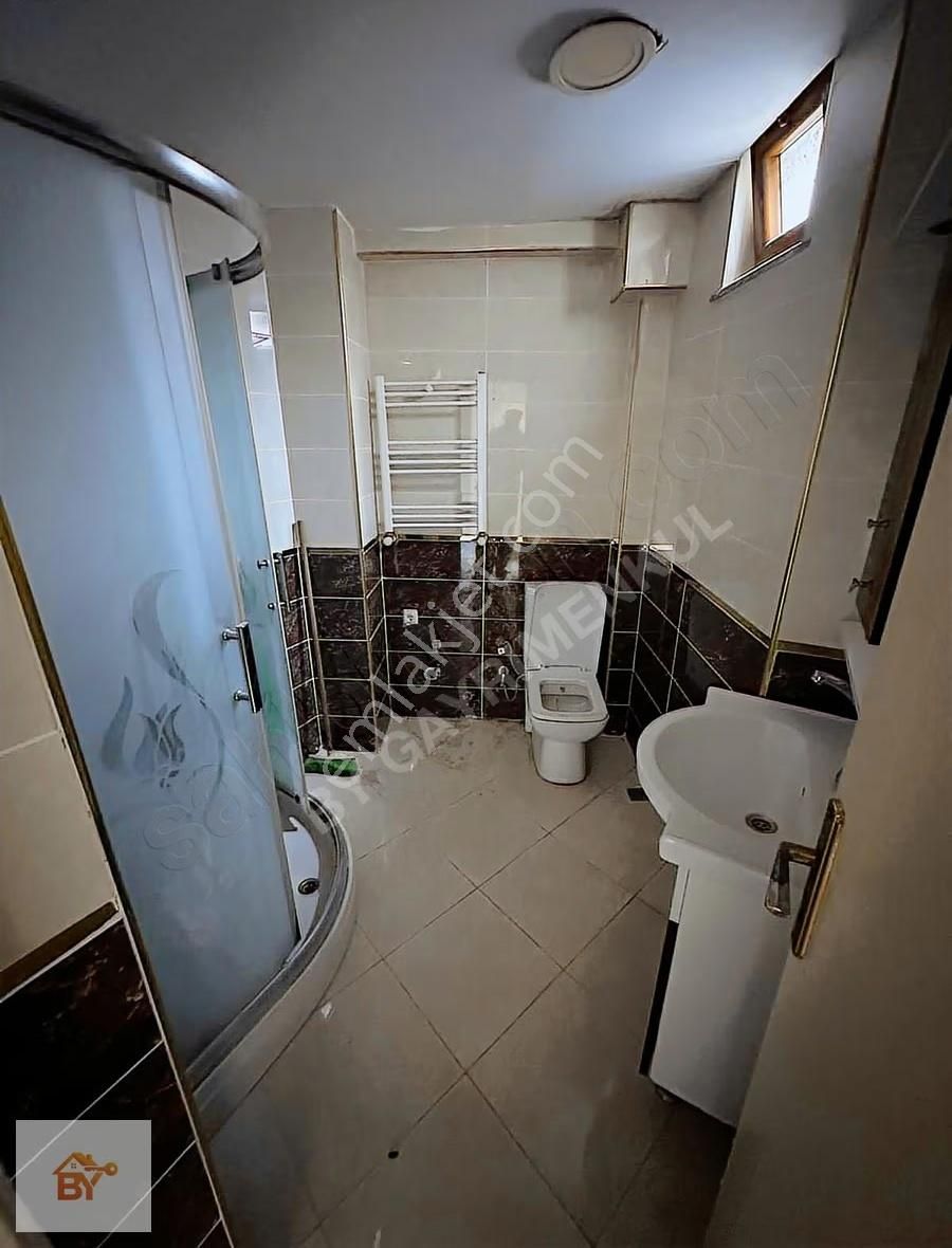 Küçükçekmece Gültepe'de Satılık 2+1 Daire (e5 Yakını, 80m²) - Görsel 26