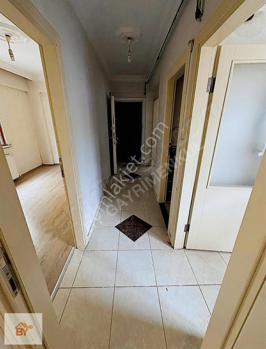 Küçükçekmece Gültepe'de Satılık 2+1 Daire (e5 Yakını, 80m²) - Görsel 11