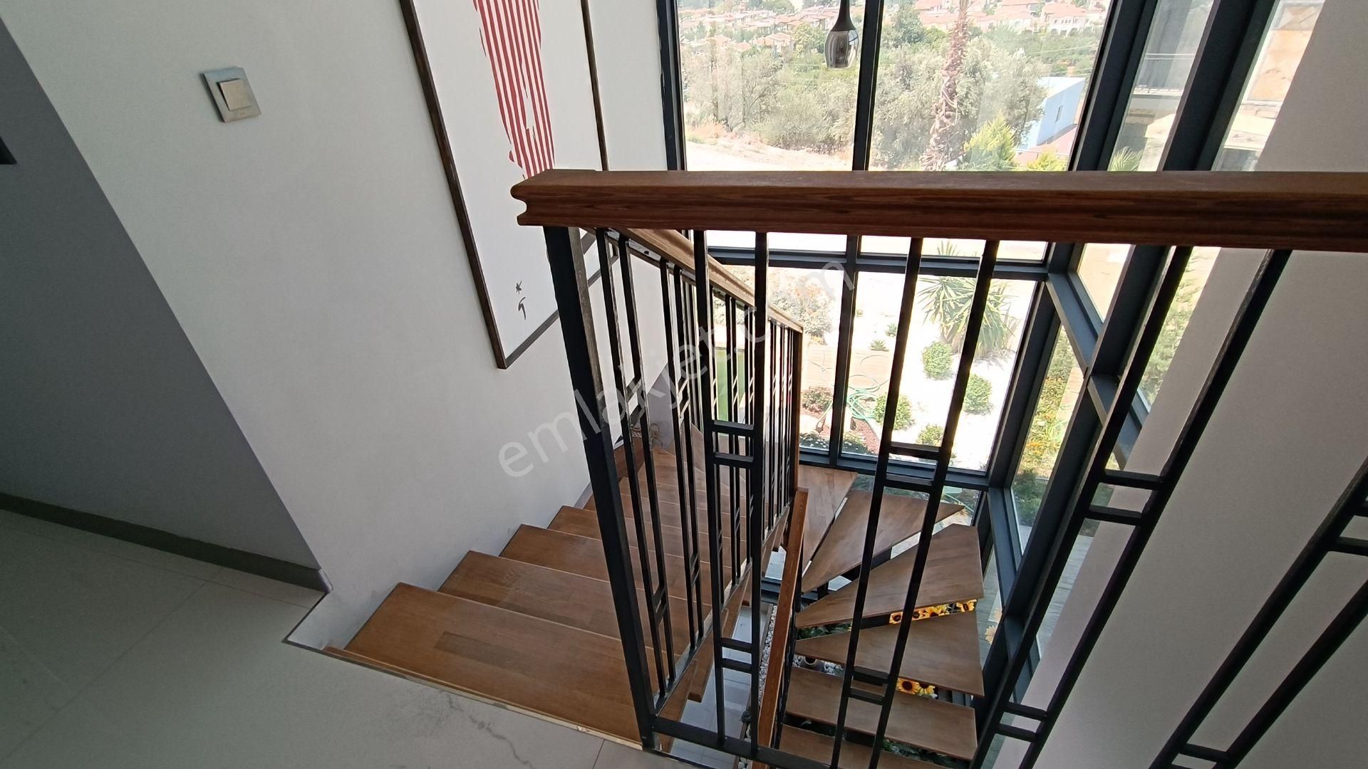 Kuşadası Karaovada, Satılık, Site İçinde, Özel Havuzlu, Müstakil, 4+1 Villa... - Görsel 31