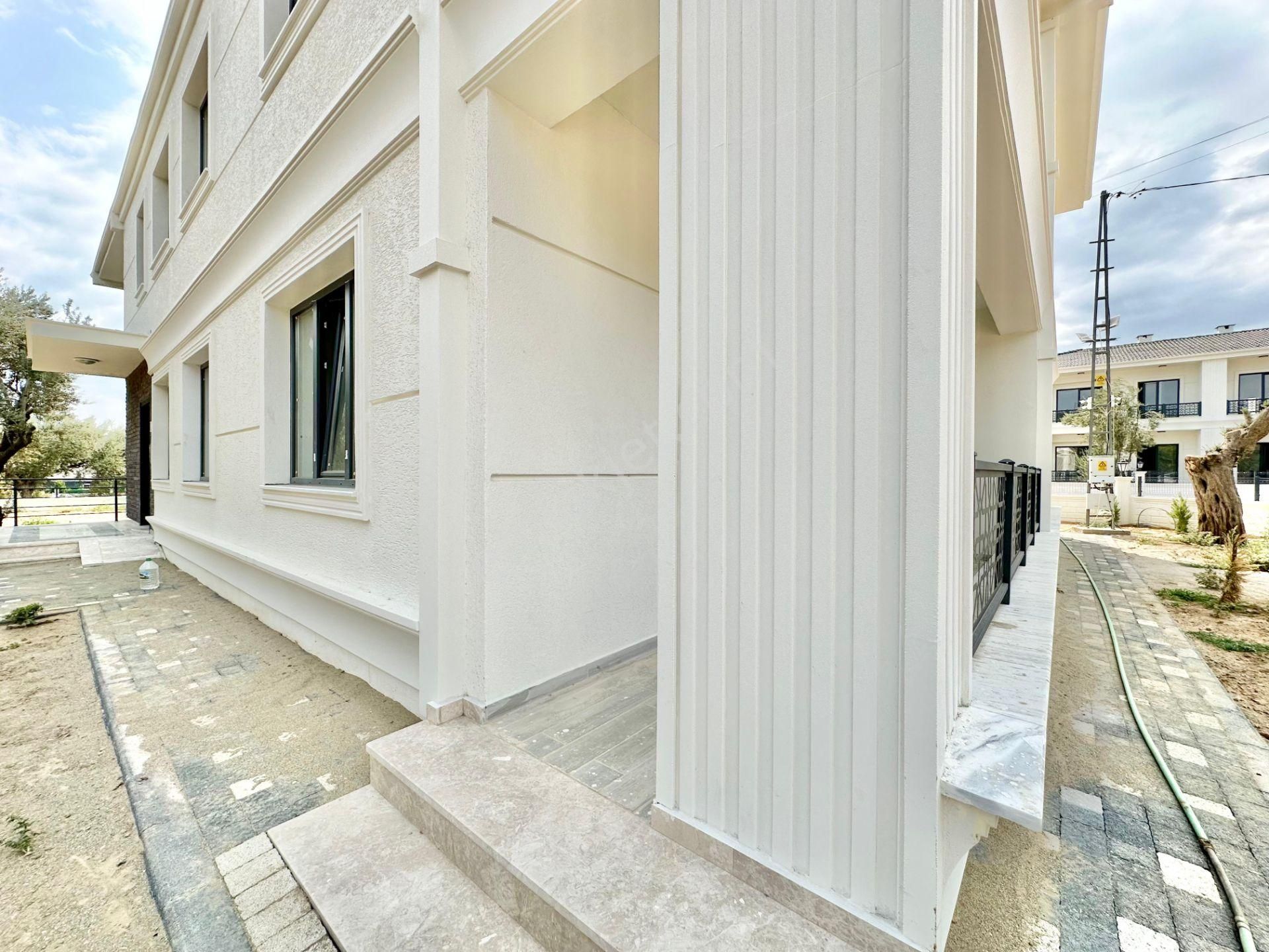 ꧁akçay Ay Emlaktan꧂güre'de Lüks Sitede Bahçe Kullanımlı Müstakil Tadında Satılık 2+1 Şık Daire - Görsel 30
