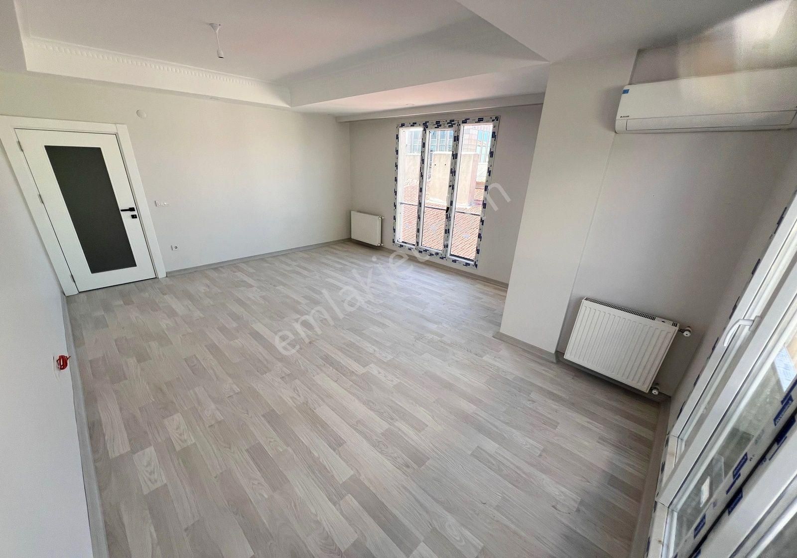 Weal World' Den Ataköy Hst. Yanı, K.otoparklı, 4+2, 190 M2 Mükemmel Dublex ... - Görsel 10