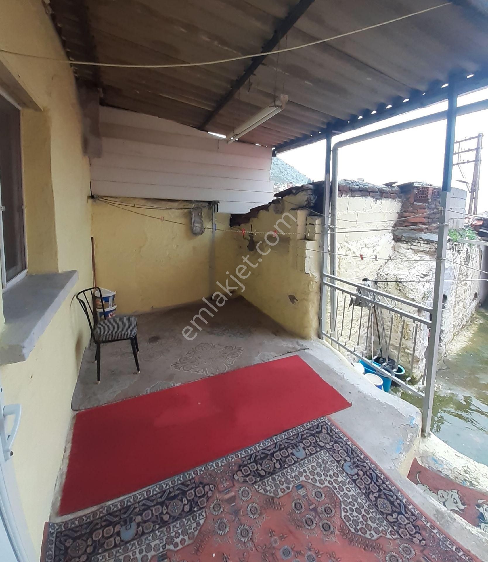 Soma Samsacı Mahallesi Orta Camii Mevki Müstakil Dubleks - Görsel 10