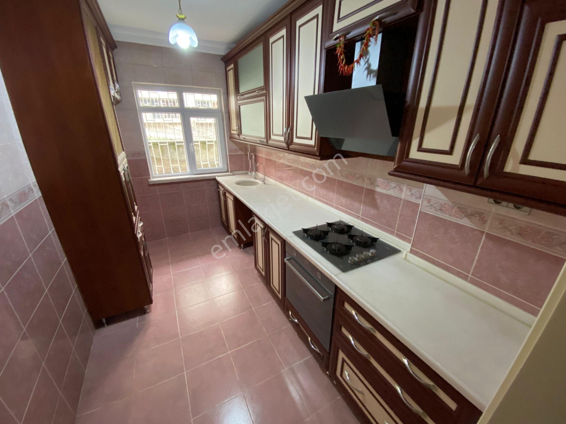 Tepebaşı Mahallesinde Bağımsız 3+1 Yapılı Caddeye Yakın Satılık Daire - Görsel 7