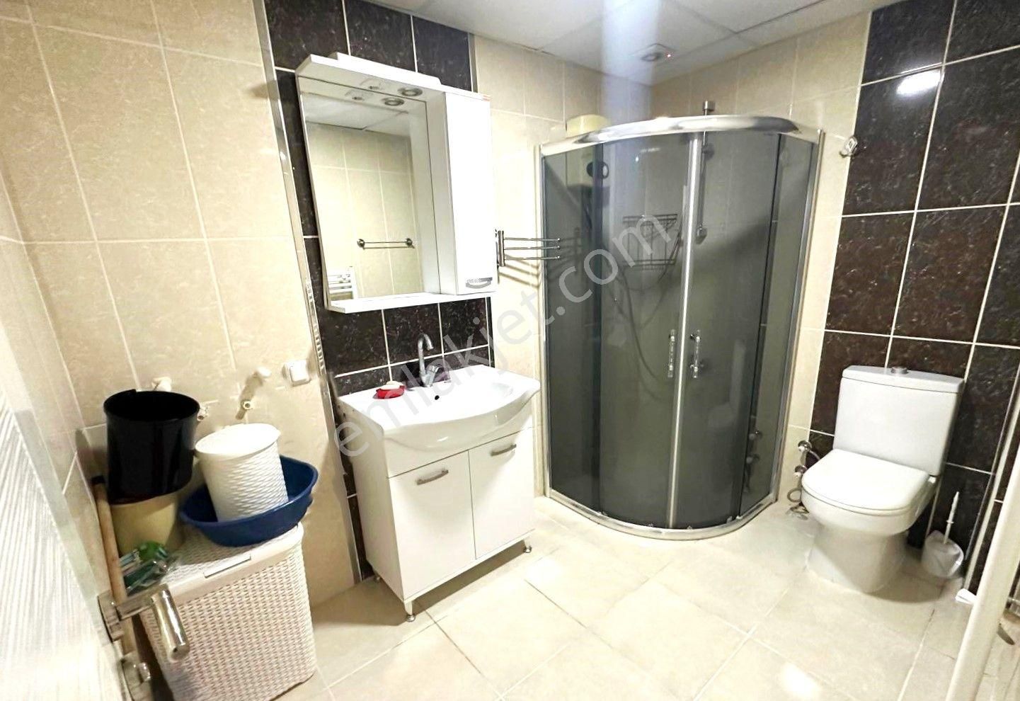 Akçay'da Aygül'den Denize Yakın Doğalgazlı Asansörlü Ada Mutfaklı Ara Kat Ön Cephe 1+1 Satılık Daire - Görsel 26