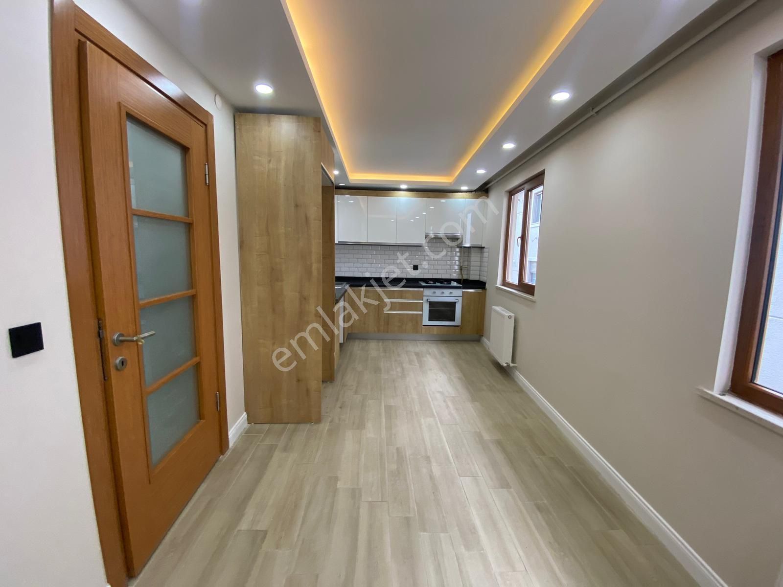 Tamiş'den İdealtepe Sahilde 8 Yıllık Geniş Ferah 4+1 Dublex - Görsel 11