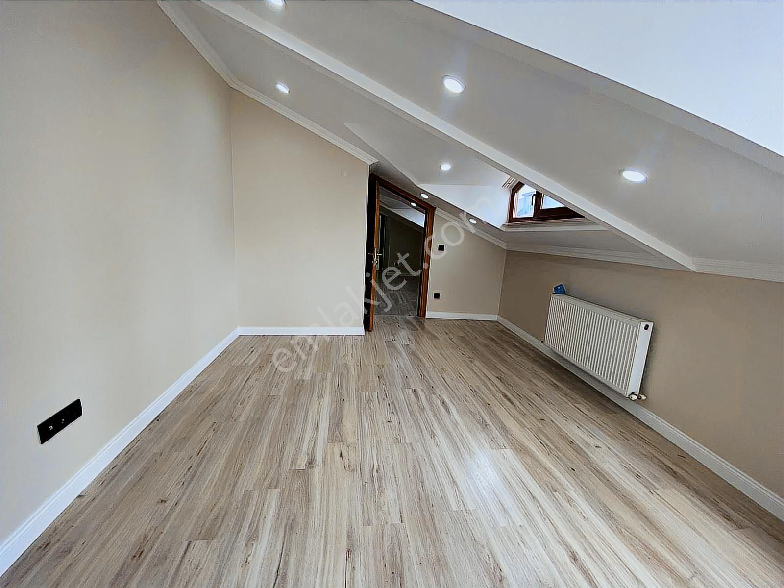 Tamiş'den İdealtepe Sahilde 8 Yıllık Geniş Ferah 4+1 Dublex - Görsel 15