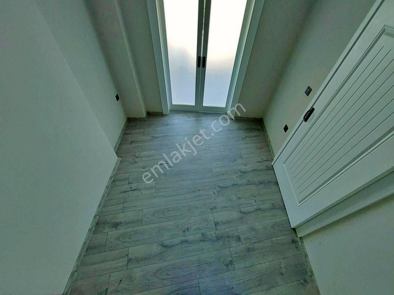 Uytundan Zeytinlide Cam Balkonlu Kapalı Mutfak Satılık 1+1 - Görsel 19