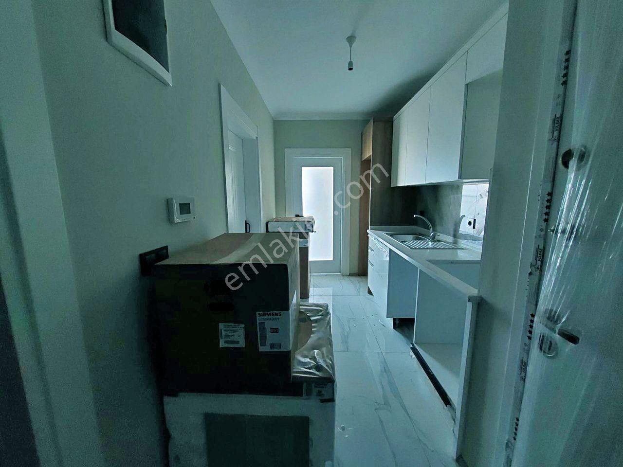 Uytundan Zeytinlide Cam Balkonlu Kapalı Mutfak Satılık 1+1 - Görsel 12