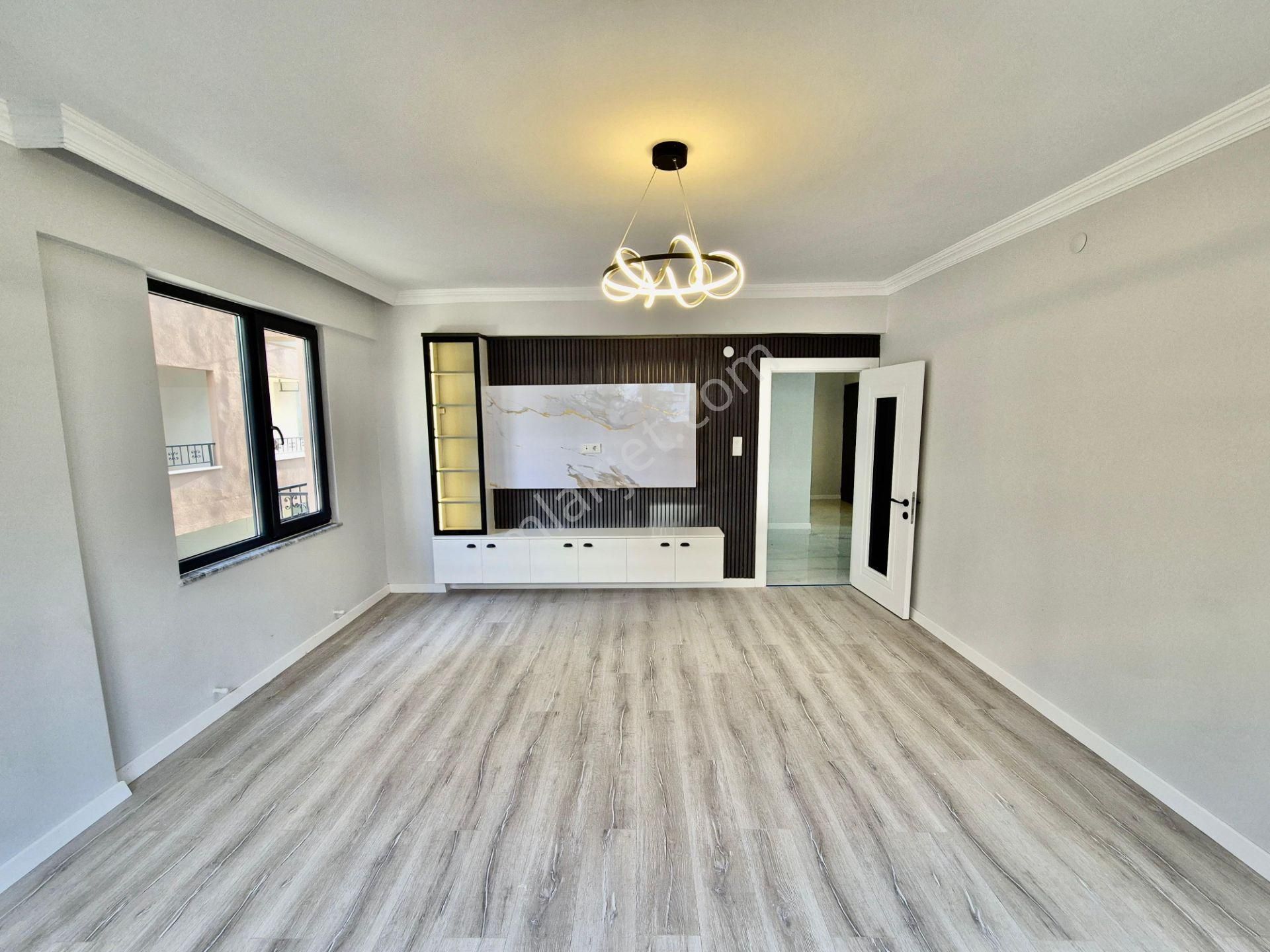 ▓karabuluttan▓tasarım Harikası Ön Cephe & Geniş 3+1 Satılık Daire