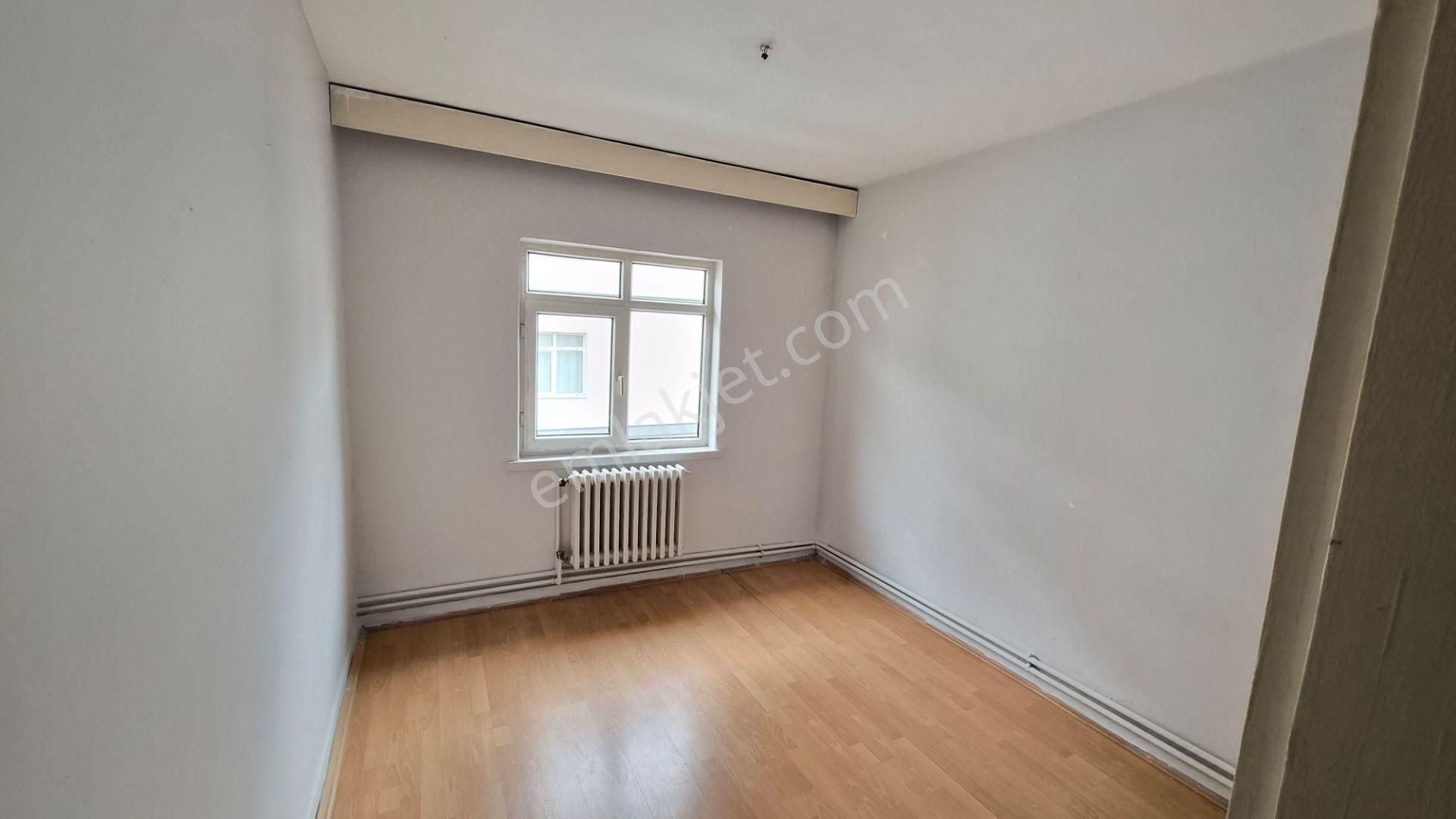 Kent Emlaktan Abidinpaşada3. Katta 3+1 Full Yapılı Balkonlu Kiralık Daire - Görsel 9