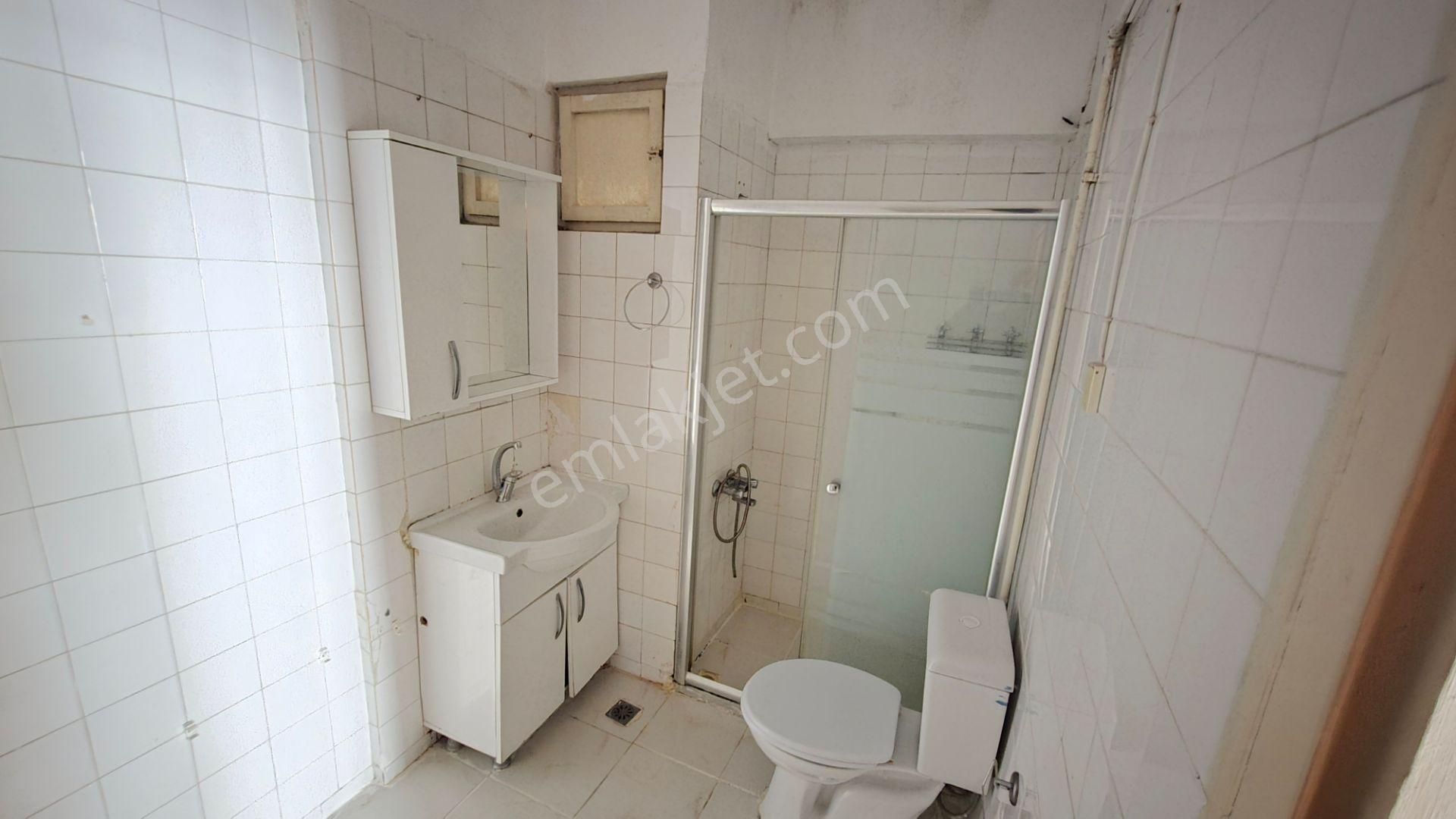Kent Emlaktan Abidinpaşada3. Katta 3+1 Full Yapılı Balkonlu Kiralık Daire - Görsel 12
