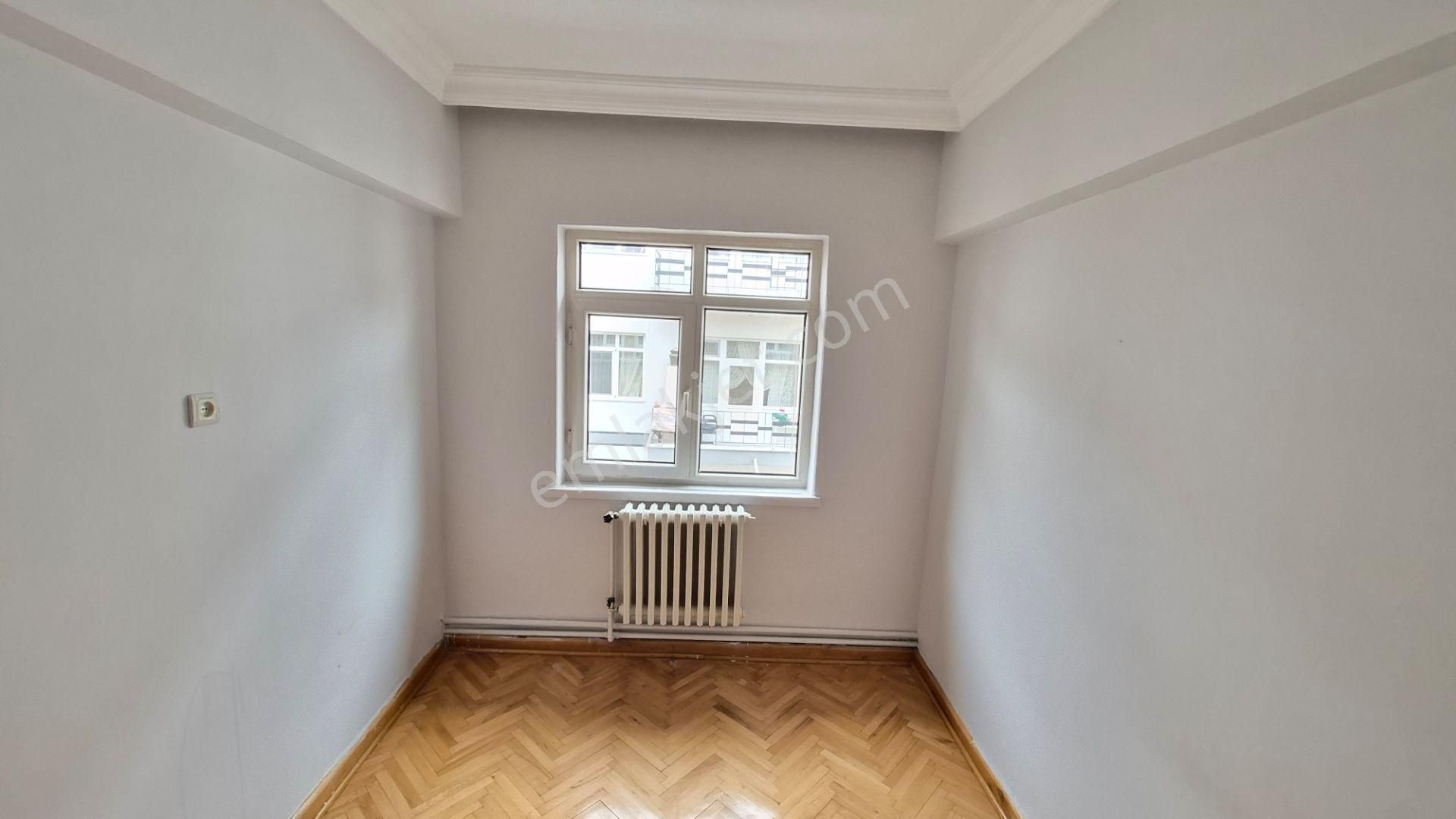 Kent Emlaktan Abidinpaşada3. Katta 3+1 Full Yapılı Balkonlu Kiralık Daire - Görsel 19