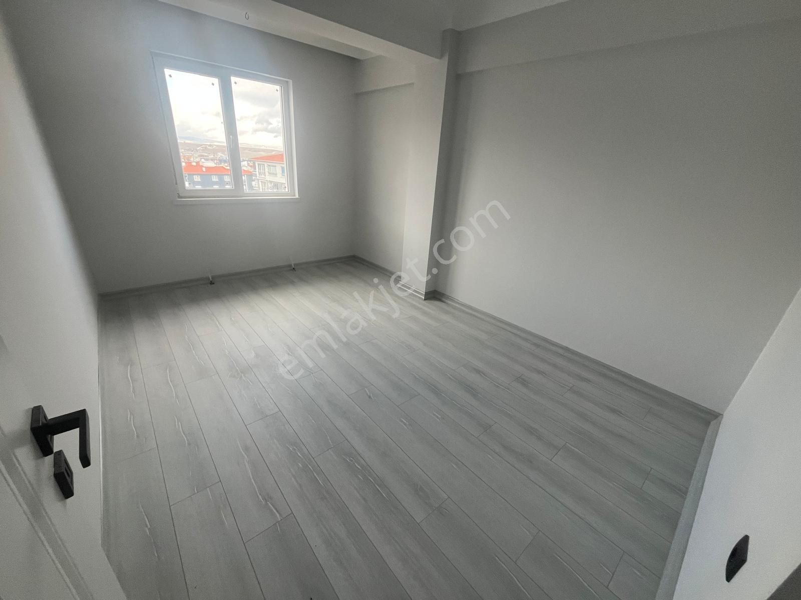 Mç Emlak'tan Yenikent Fevzi Çakmak Mahallesin'de 3+1 Satılık Daire - Görsel 8