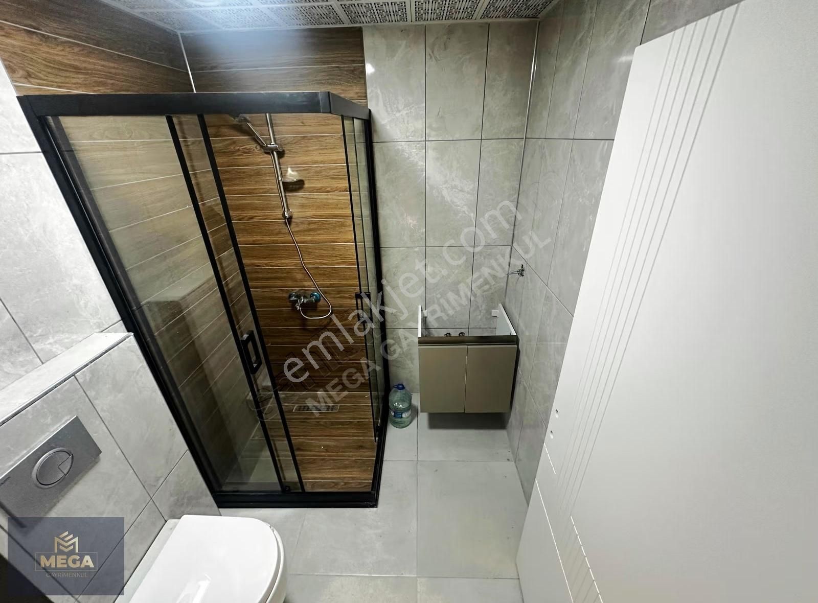 Mega'dan Site İçerisinde Esenboga Ve Yıldırım Beyazıt Üni.3 Dk - Görsel 25