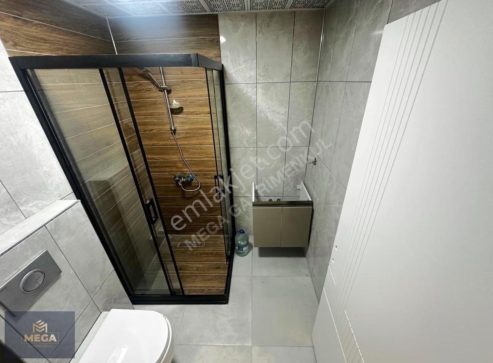 Mega'dan Site İçerisinde Esenboga Ve Yıldırım Beyazıt Üni.3 Dk - Görsel 8