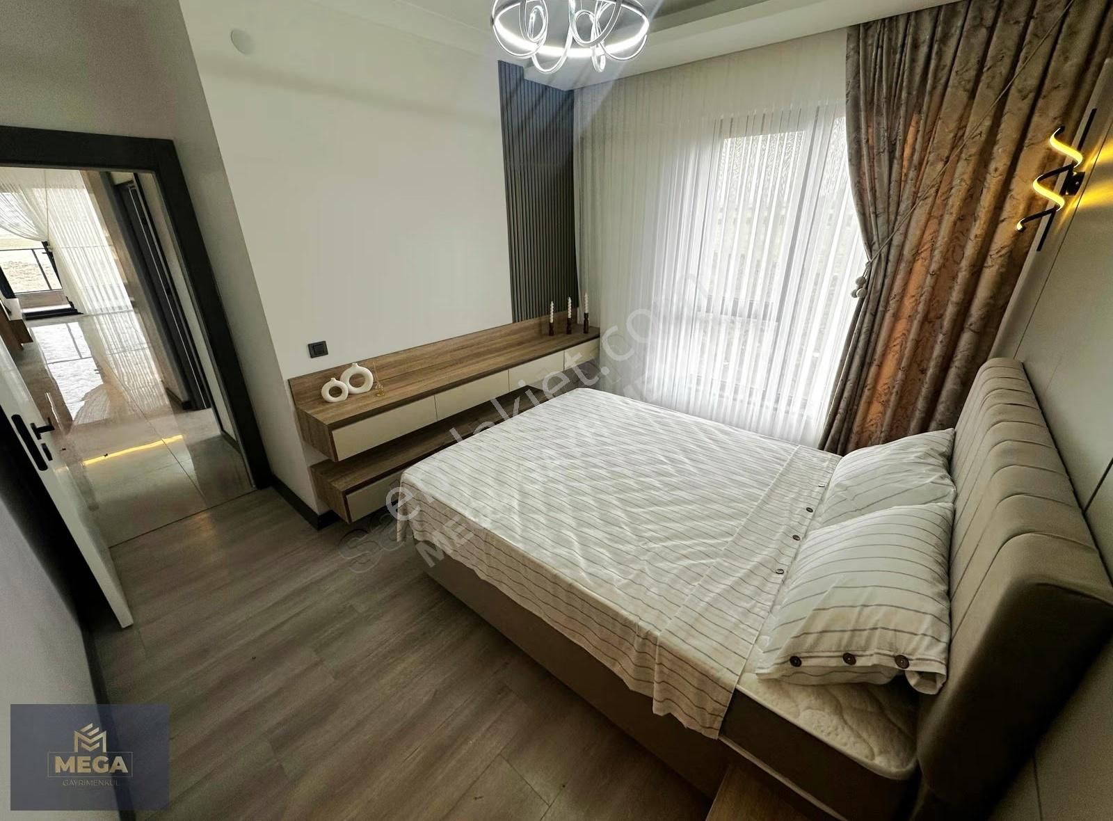 Mega'dan Site İçerisinde Esenboga Ve Yıldırım Beyazıt Üni.3 Dk - Görsel 18