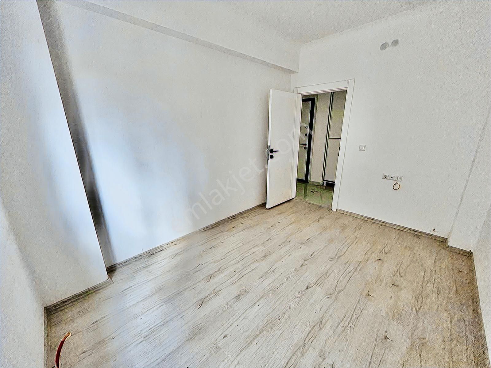 Avantaj Emlak'tan Kıbrısköy'de Sıfır Yapılı 2+1 Geniş Daire - Görsel 14