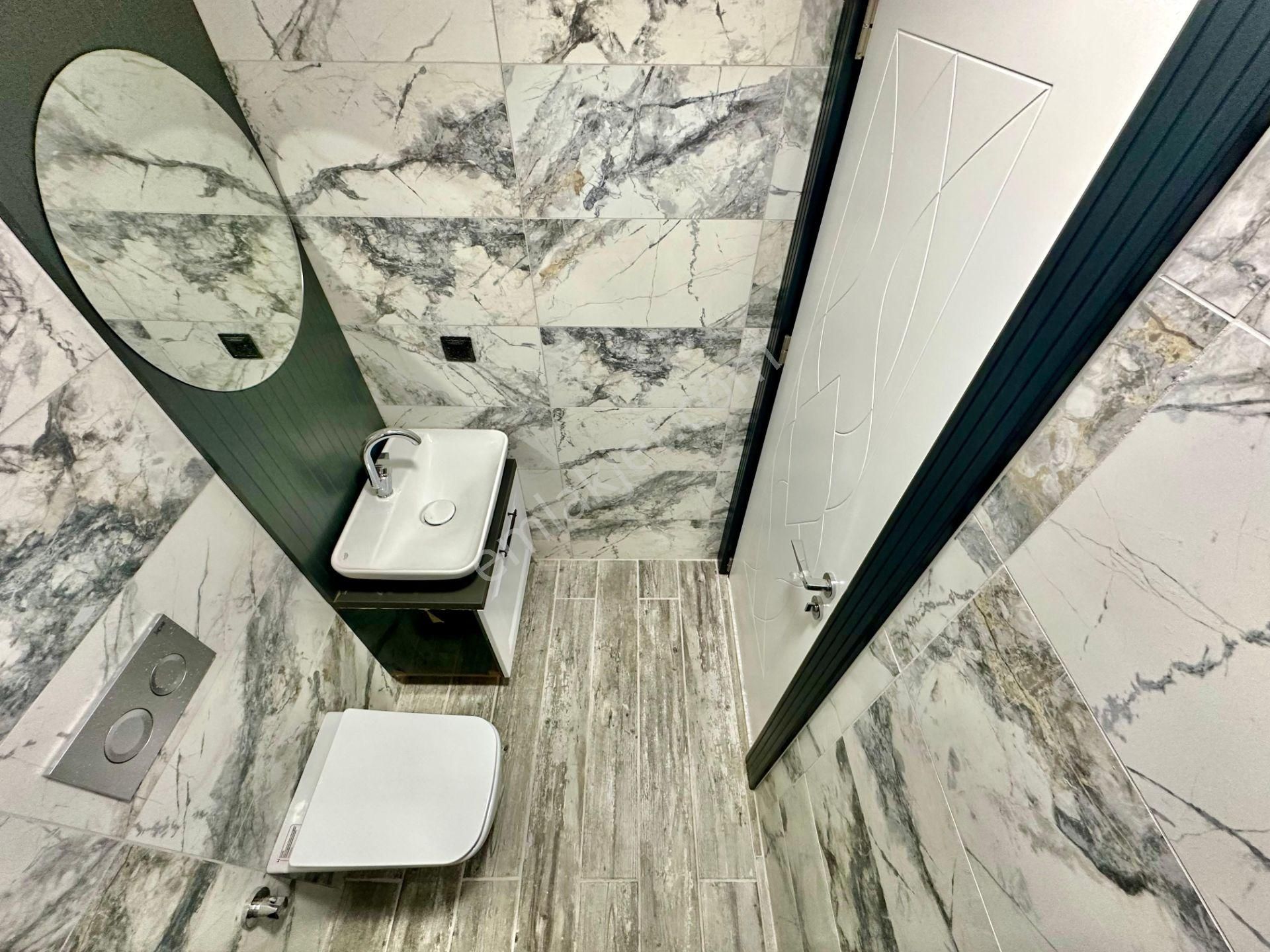 ⭐ay Emlak'tan⭐akçay'da Ön Cephe Arakat Kapalı Otoparklı Ebeveyn Banyolu Satılık 2+1 Lüks Daire - Görsel 26