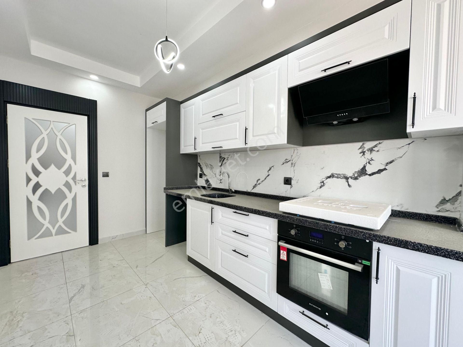 ⭐ay Emlak'tan⭐akçay'da Ön Cephe Arakat Kapalı Otoparklı Ebeveyn Banyolu Satılık 2+1 Lüks Daire - Görsel 5