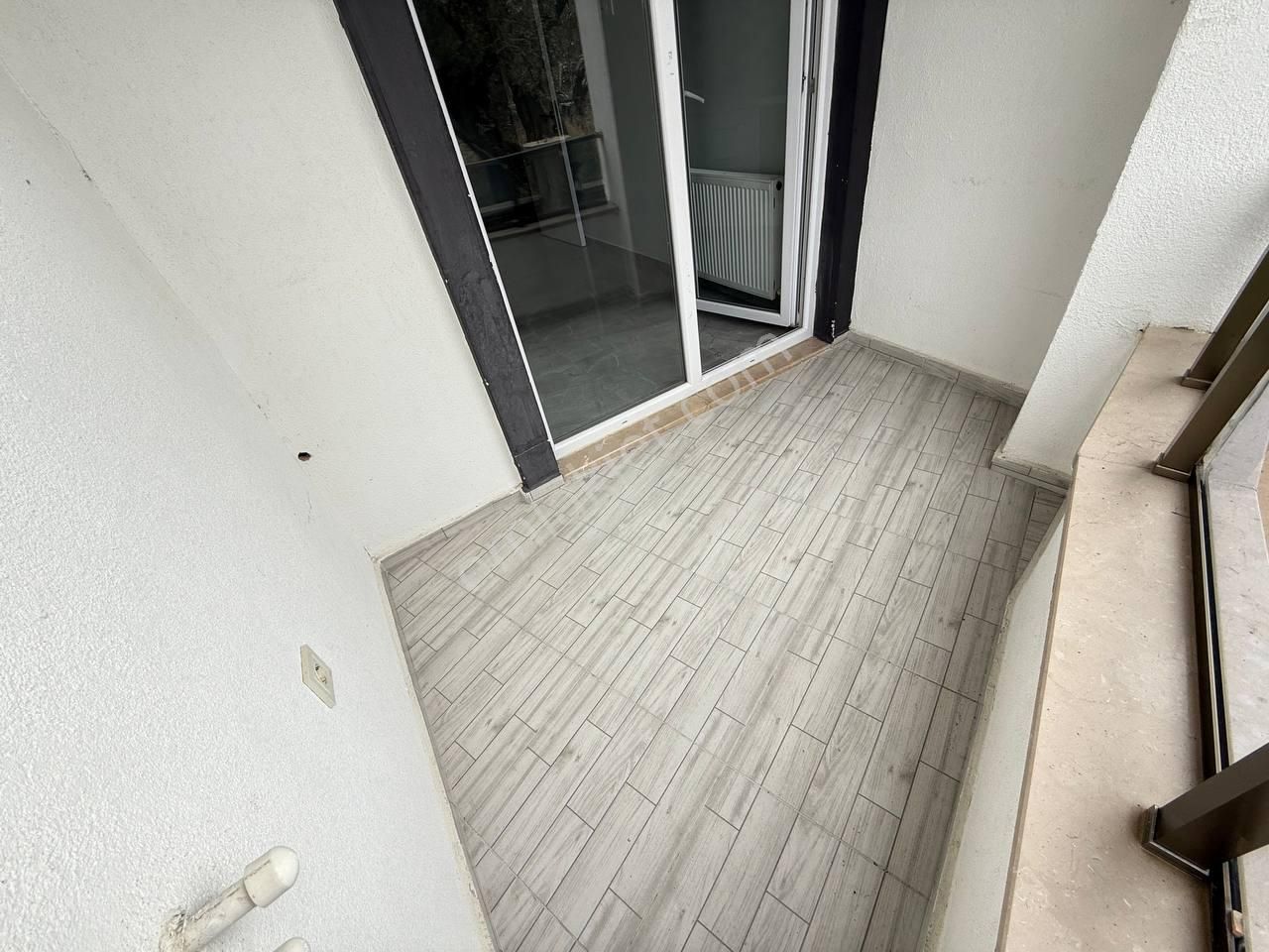 Uytundan Kadıköyde Kapalı Mutfaklı Geniş 1+1 Satılık Lüks Daire - Görsel 15