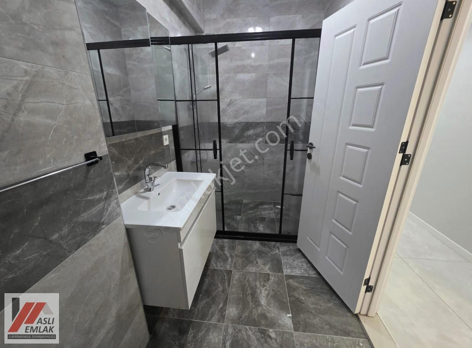Aslı Emlak'tan 2+1 Asansörlü Kat 1 - Görsel 18