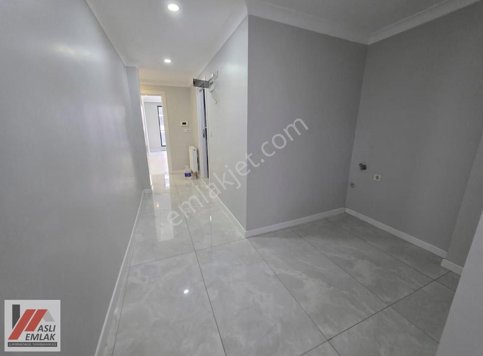 Aslı Emlak'tan 2+1 Asansörlü Kat 1 - Görsel 4