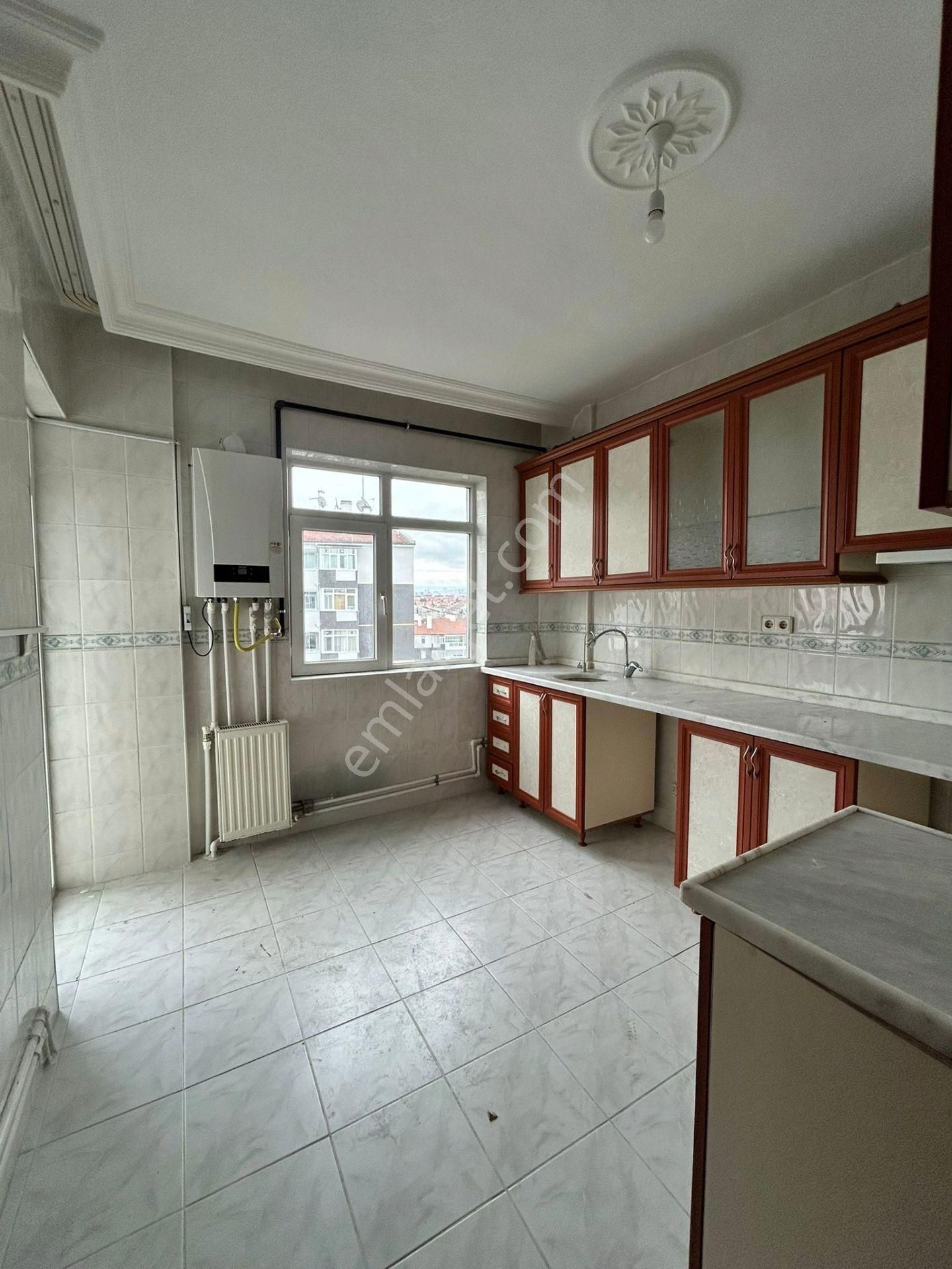 Polat Live Emlak’tan | Batıkent Kentkoop’ta 110 M² Net 3+1 Kiralık Daire - Görsel 7