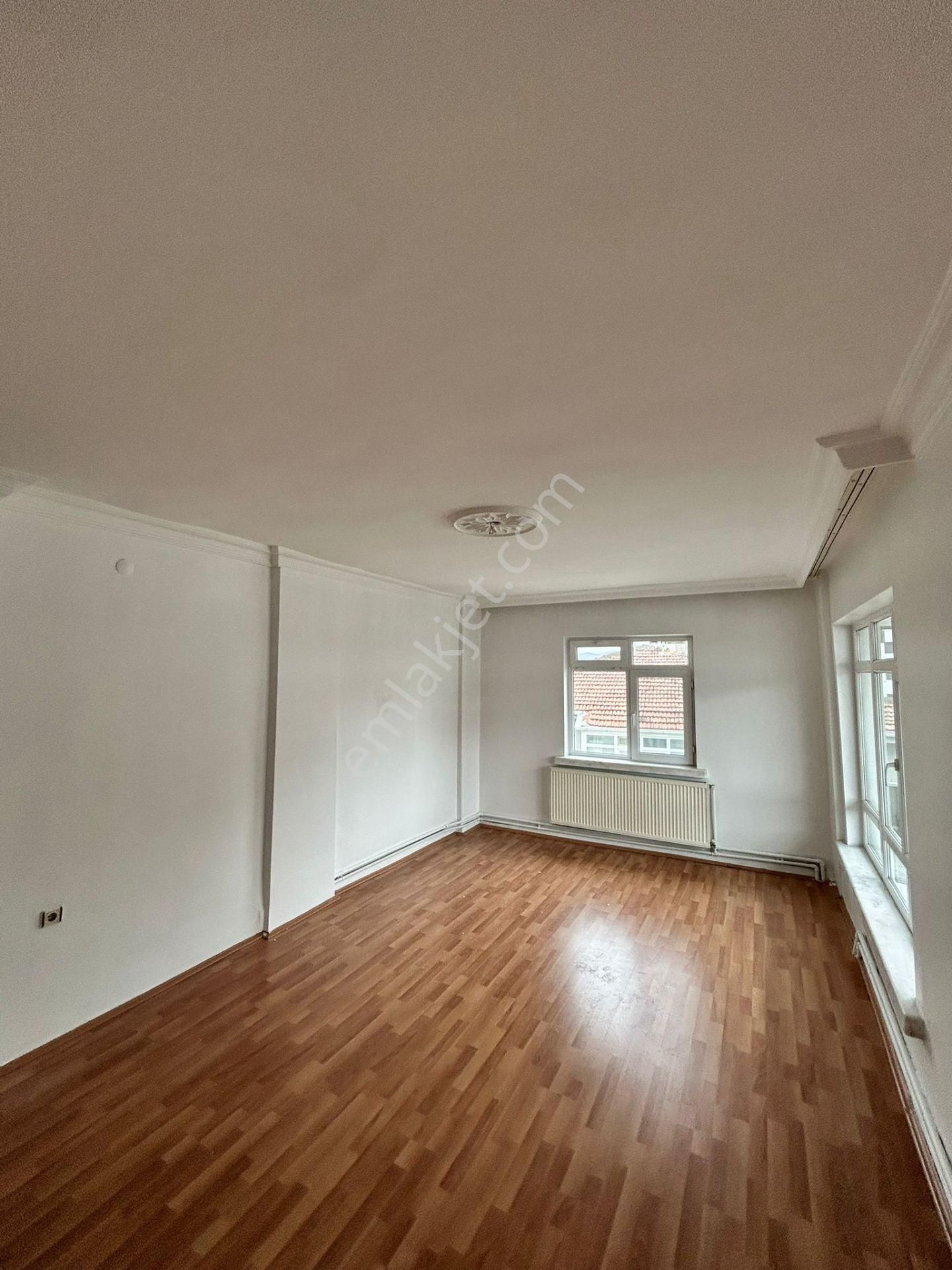 Polat Live Emlak’tan | Batıkent Kentkoop’ta 110 M² Net 3+1 Kiralık Daire - Görsel 4