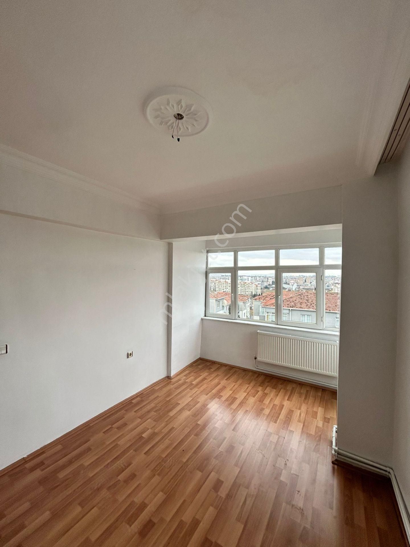 Polat Live Emlak’tan | Batıkent Kentkoop’ta 110 M² Net 3+1 Kiralık Daire - Görsel 10
