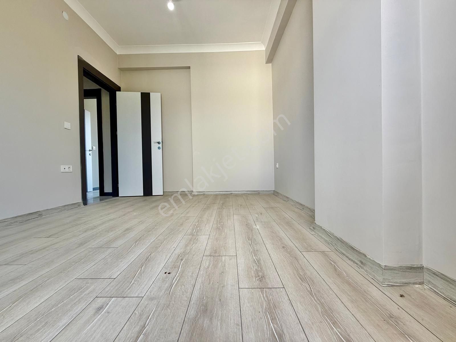 ꧁akçay Ay Emlak'tan꧂küçükkuyu'da Kazdağlarının Eteklerinde Muhteşem Manzaralı Satılık 2+1 Lüx Daire - Görsel 32