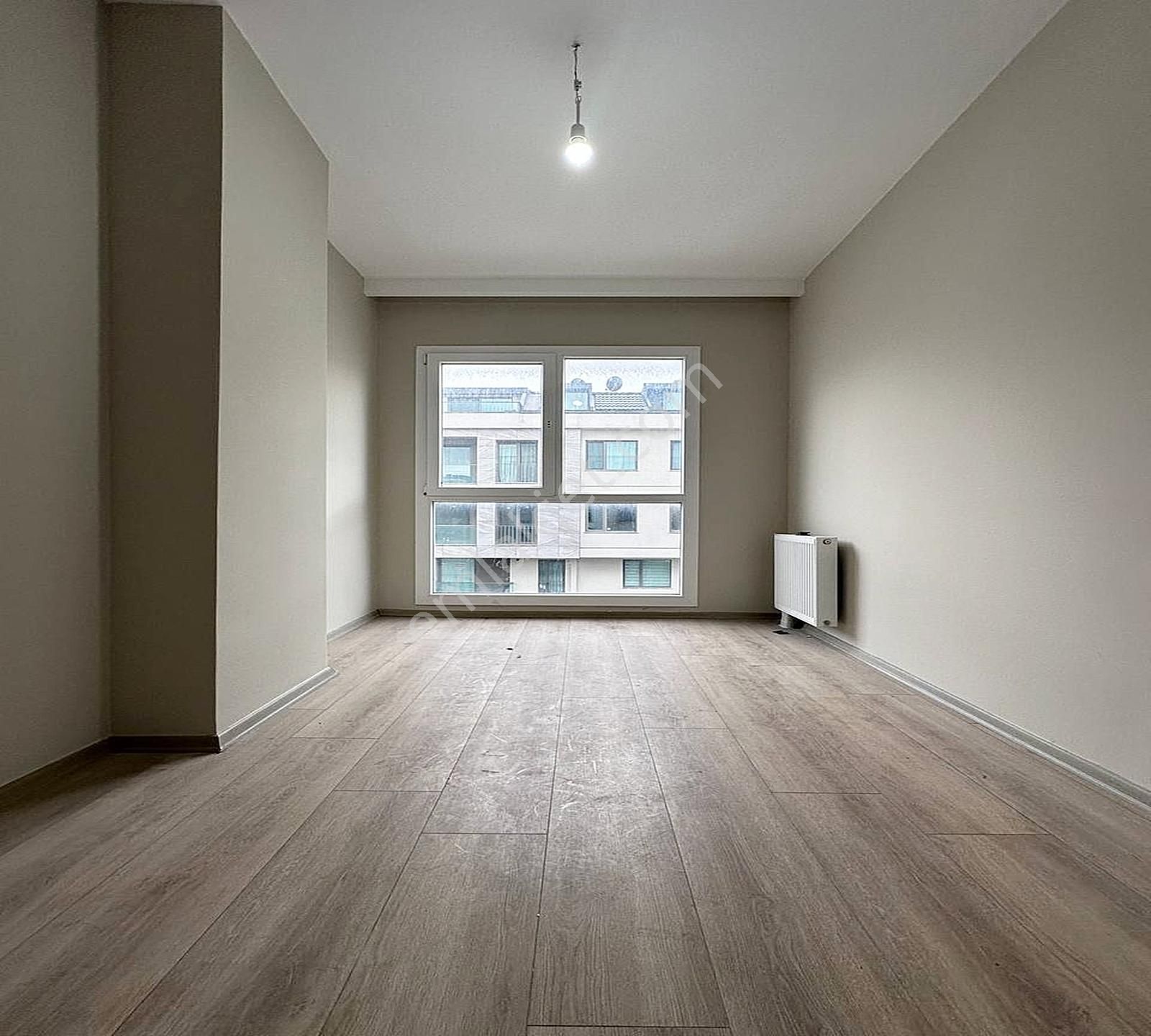 Beylikdüzü West Marina'ya Komşu Site İçerisi'nde Geniş 3+1 Daire - Görsel 28