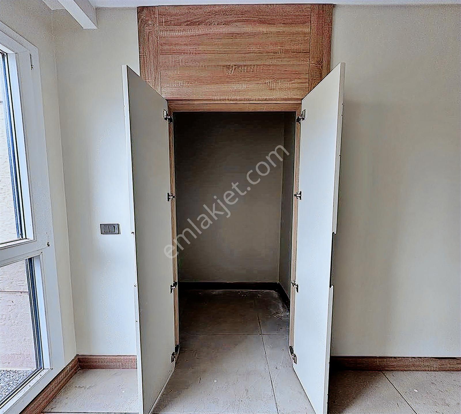 Beylikdüzü West Marina'ya Komşu Site İçerisi'nde Geniş 3+1 Daire - Görsel 25