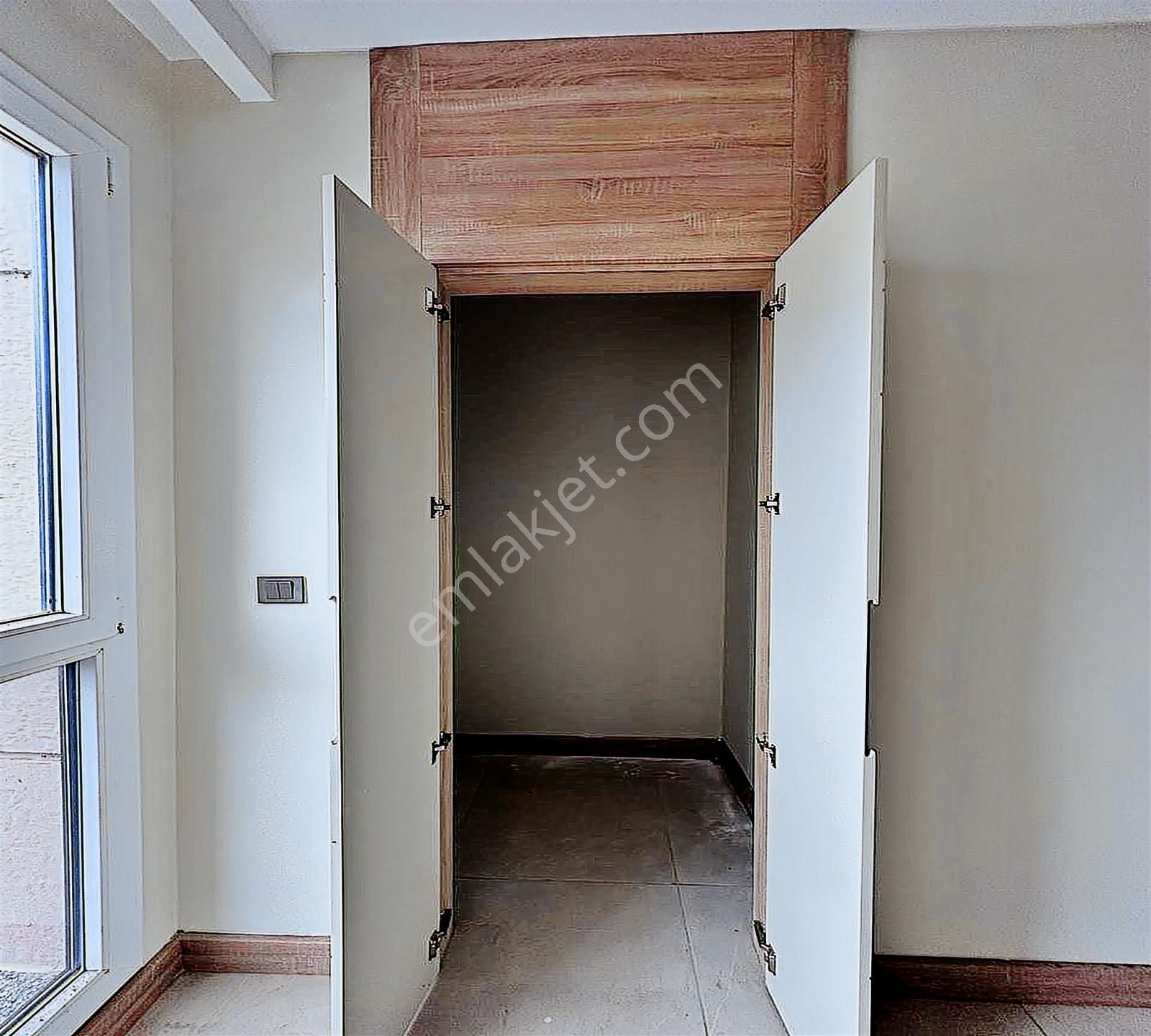 Beylikdüzü West Marina'ya Komşu Site İçerisi'nde Geniş 3+1 Daire - Görsel 30