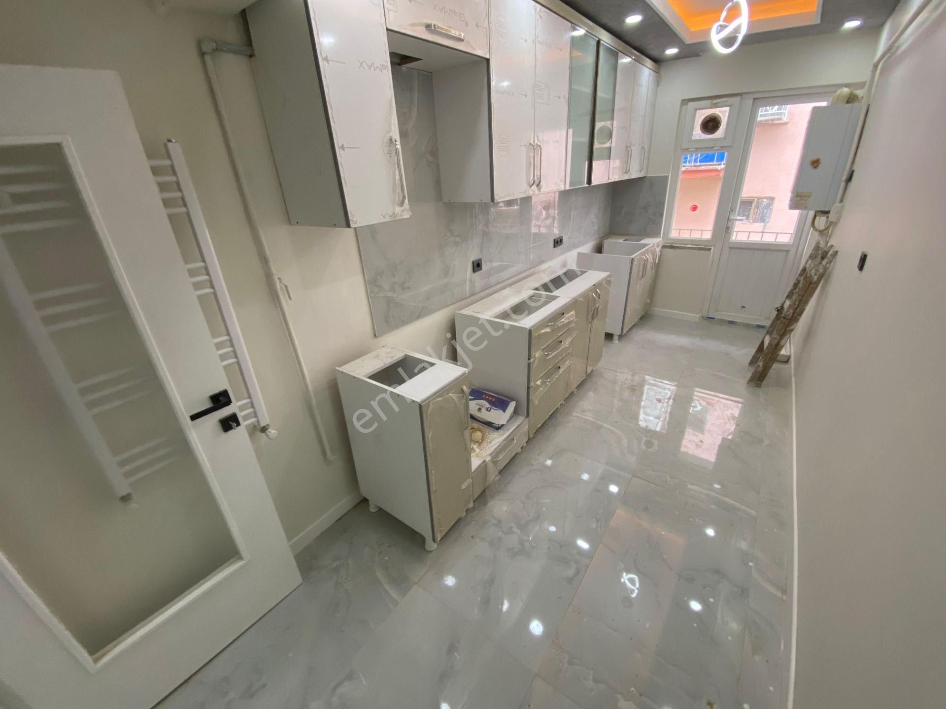 Tepebaşı Mahallesinde Bağımsız Full Yapılı E.banyolu Satılık Daire - Görsel 9