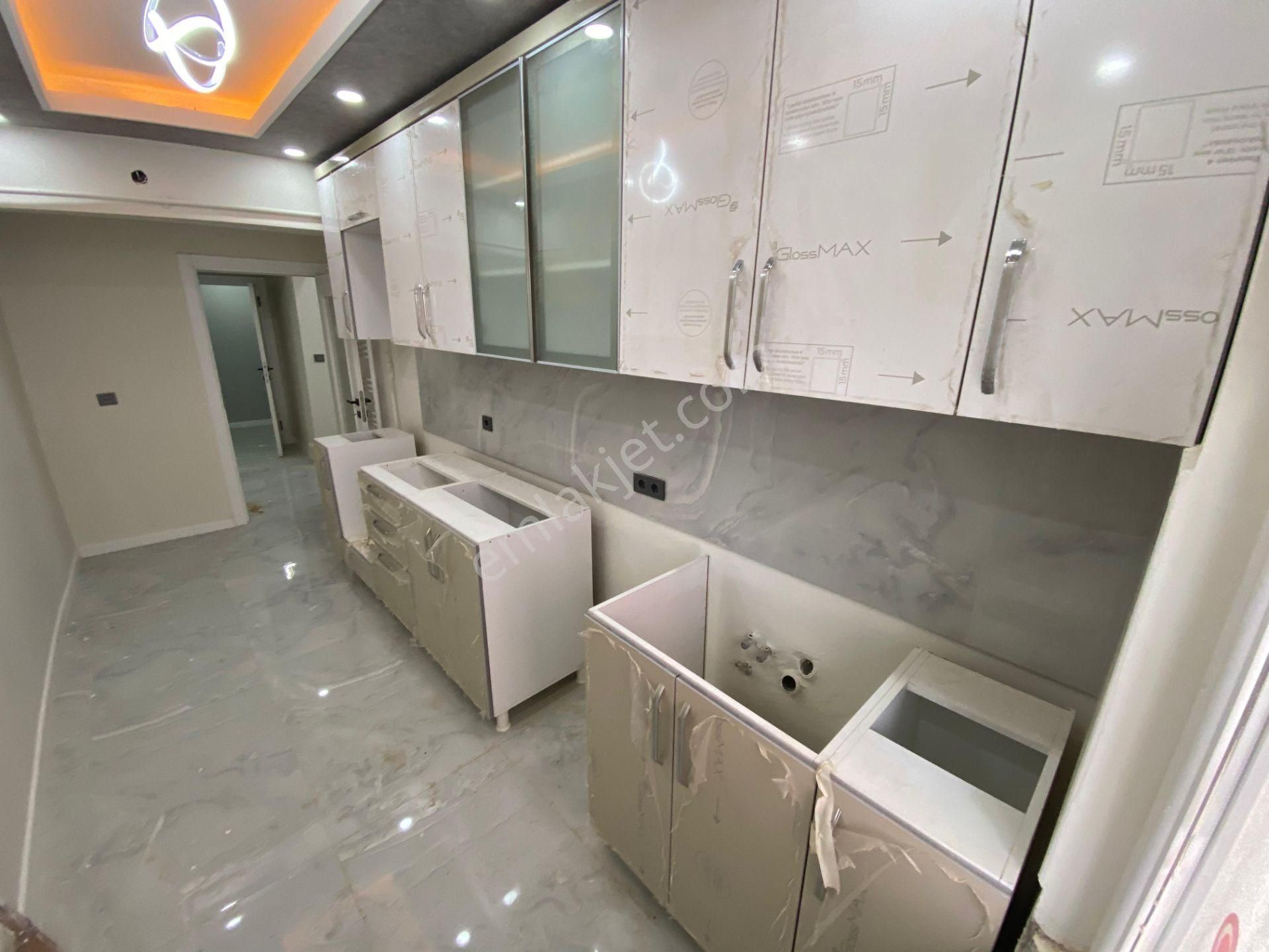 Tepebaşı Mahallesinde Bağımsız Full Yapılı E.banyolu Satılık Daire - Görsel 7