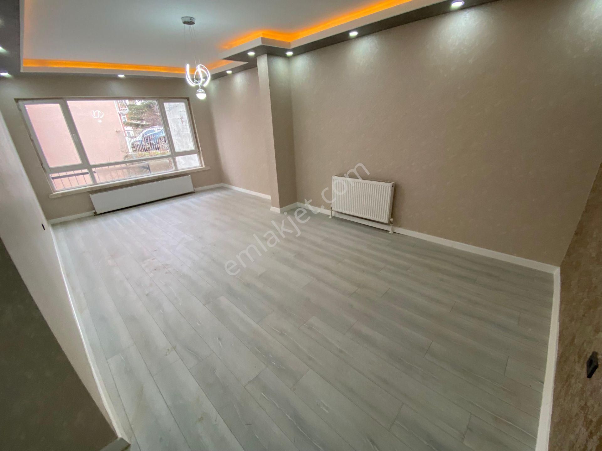 Tepebaşı Mahallesinde Bağımsız Full Yapılı E.banyolu Satılık Daire - Görsel 5