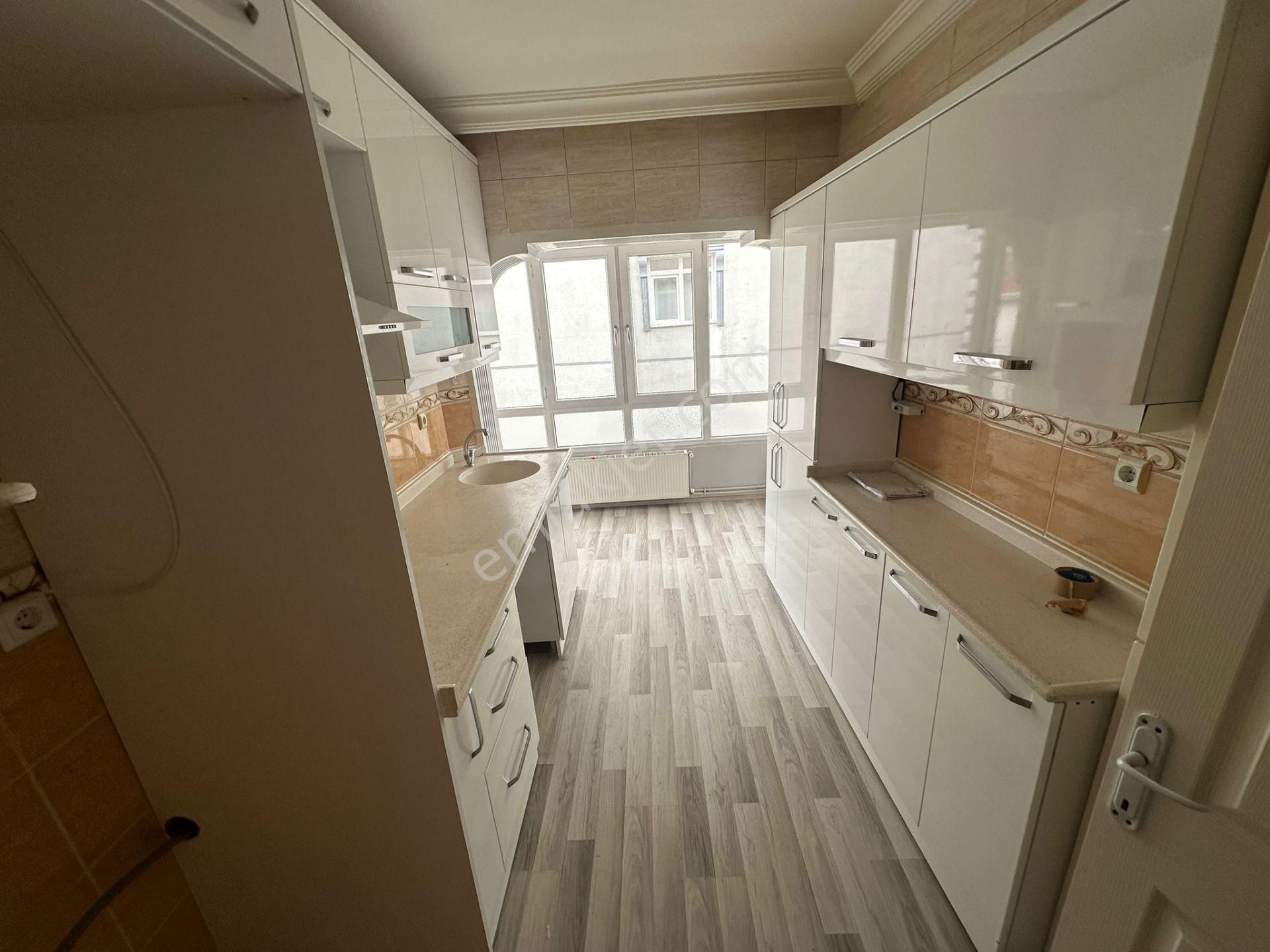 Water Hause Gayrimenkul' Den Mareşal Çakmak Mahallesin'de Satılık Daire - Görsel 3