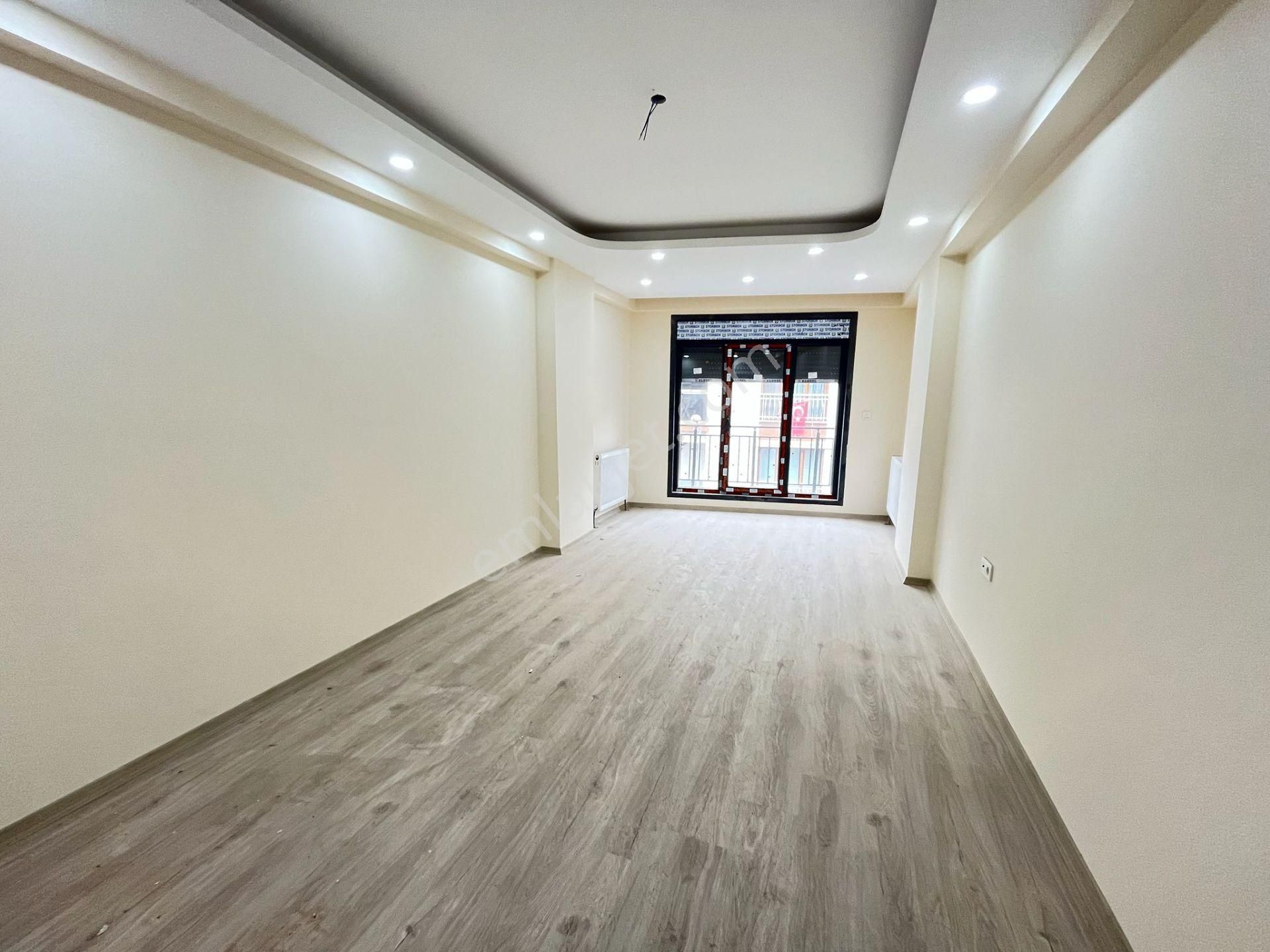 Yusuf Emlaktan Satılık Daire Kartaltepede 2 Katta - Görsel 3