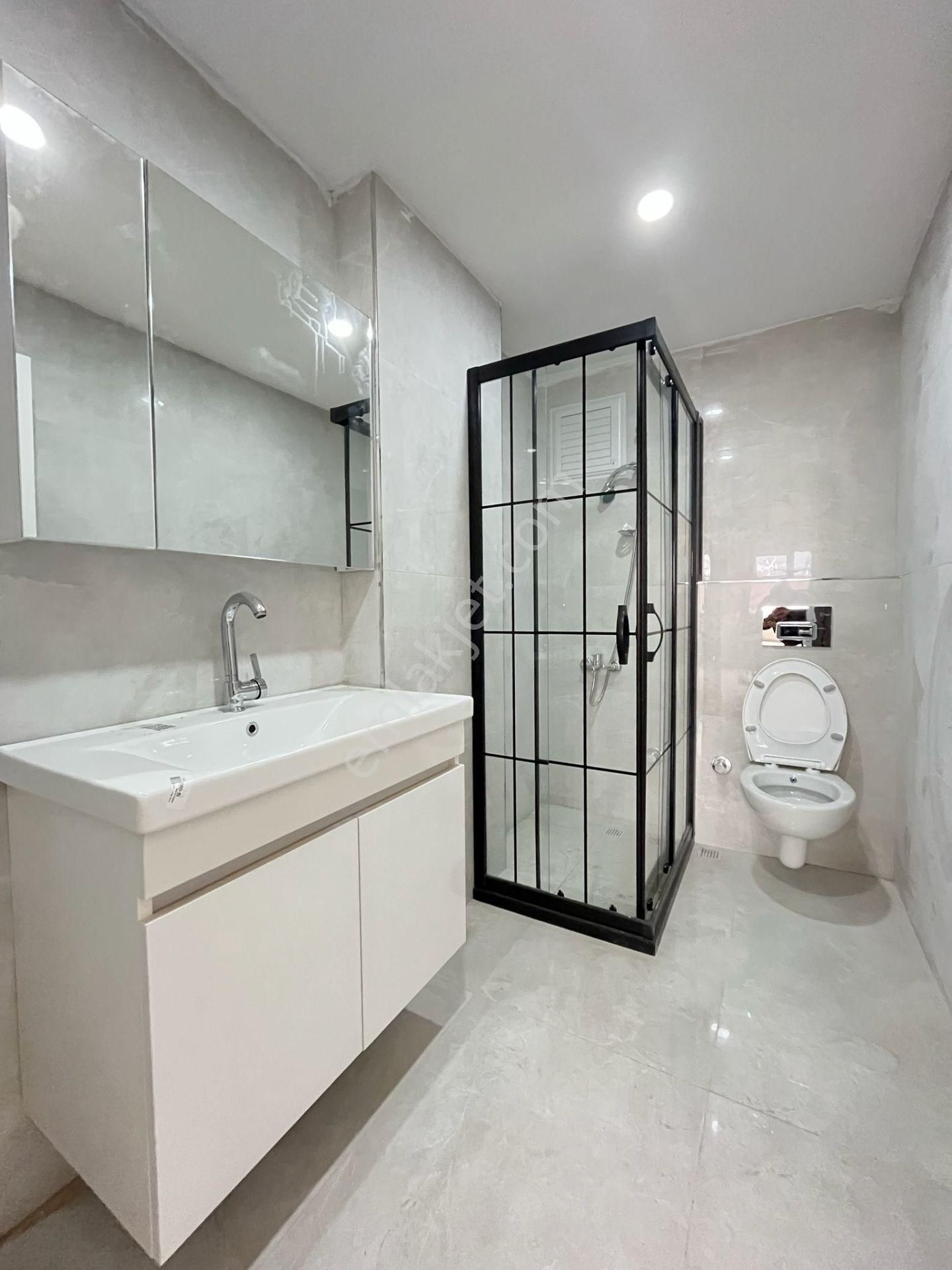 Yusuf Emlaktan Satılık Daire Kartaltepede 2 Katta - Görsel 11