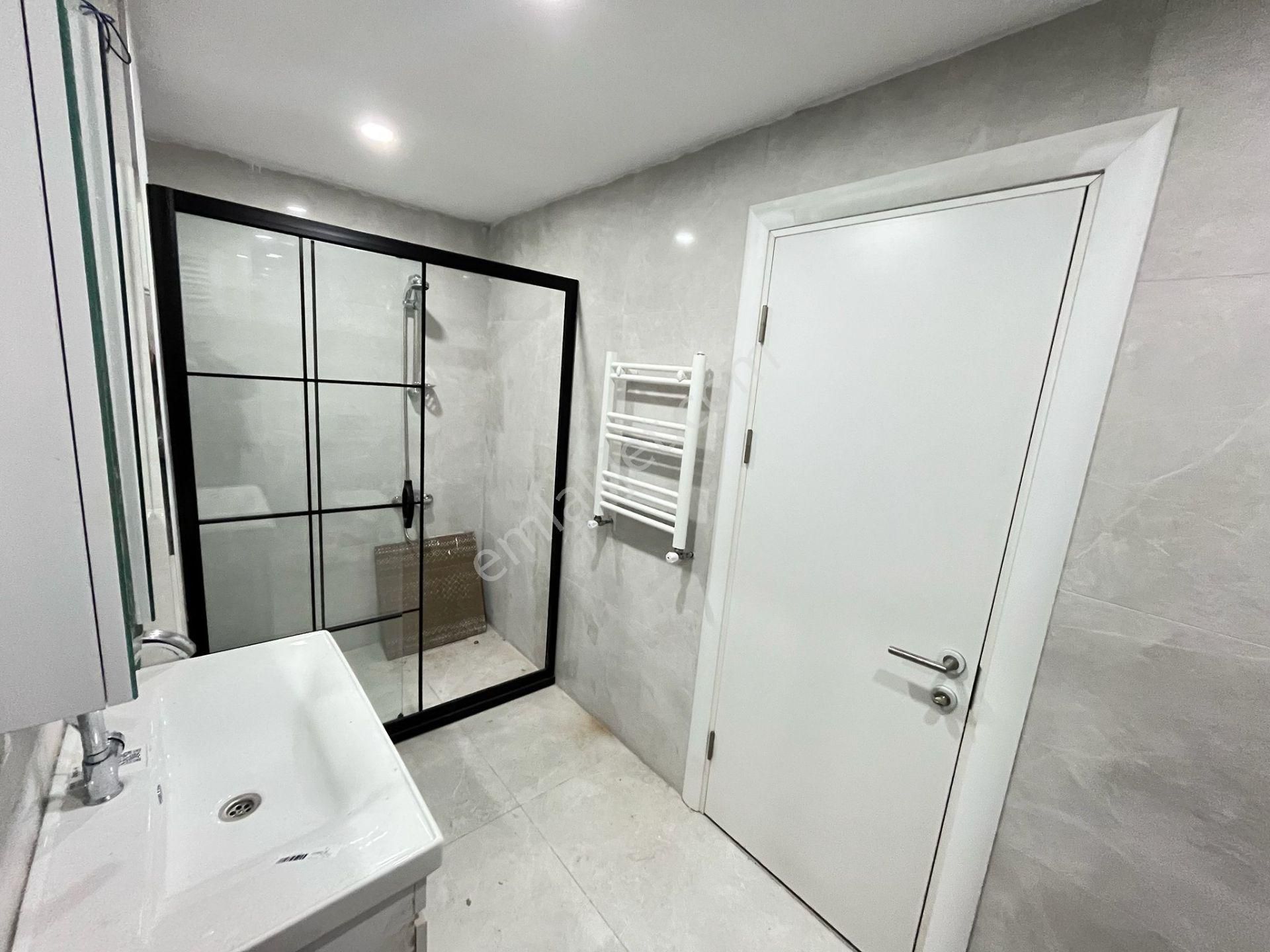 Yusuf Emlaktan Satılık Daire Kartaltepede 2 Katta - Görsel 17