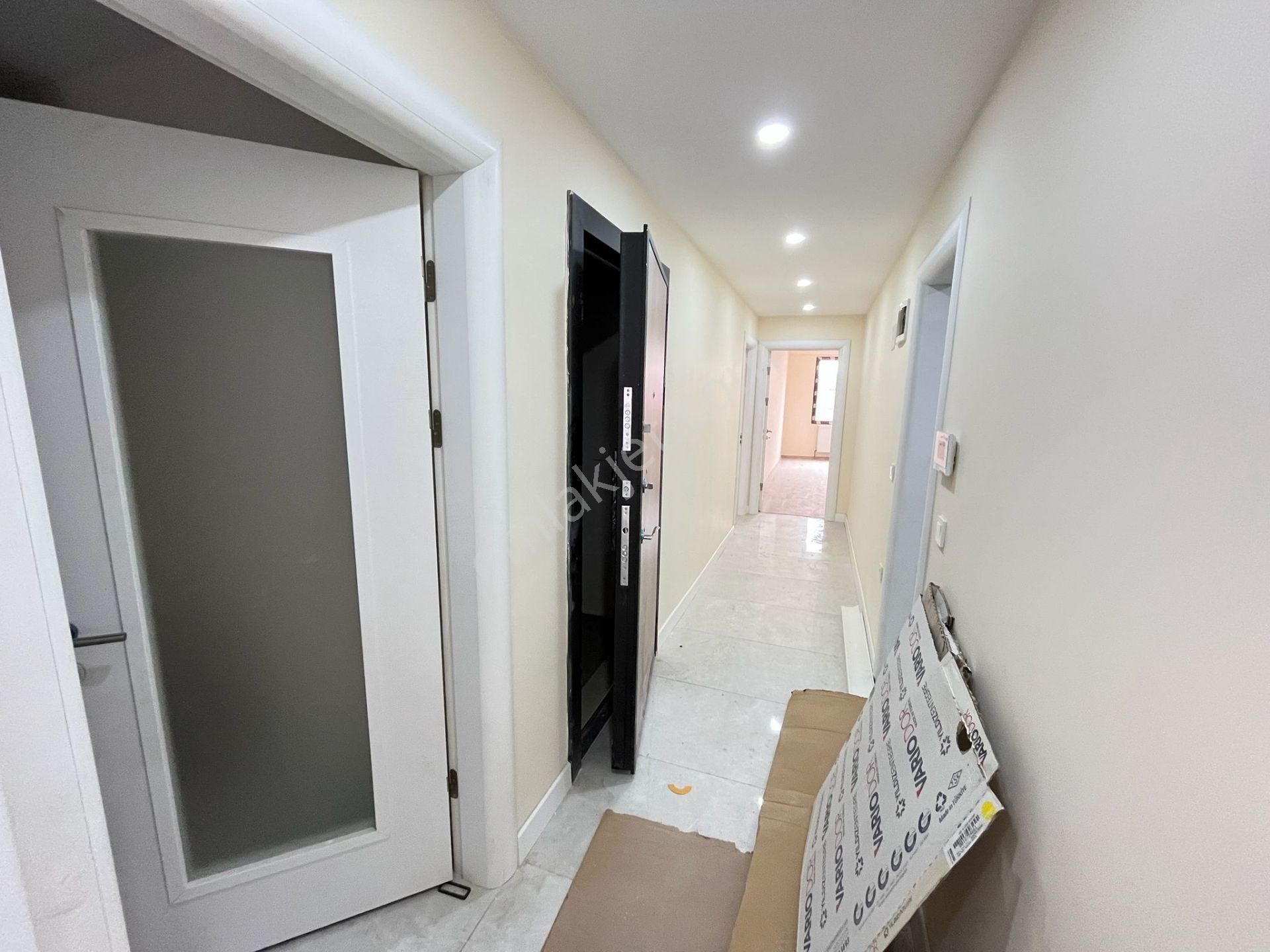 Yusuf Emlaktan Satılık Daire Kartaltepede 2 Katta - Görsel 30