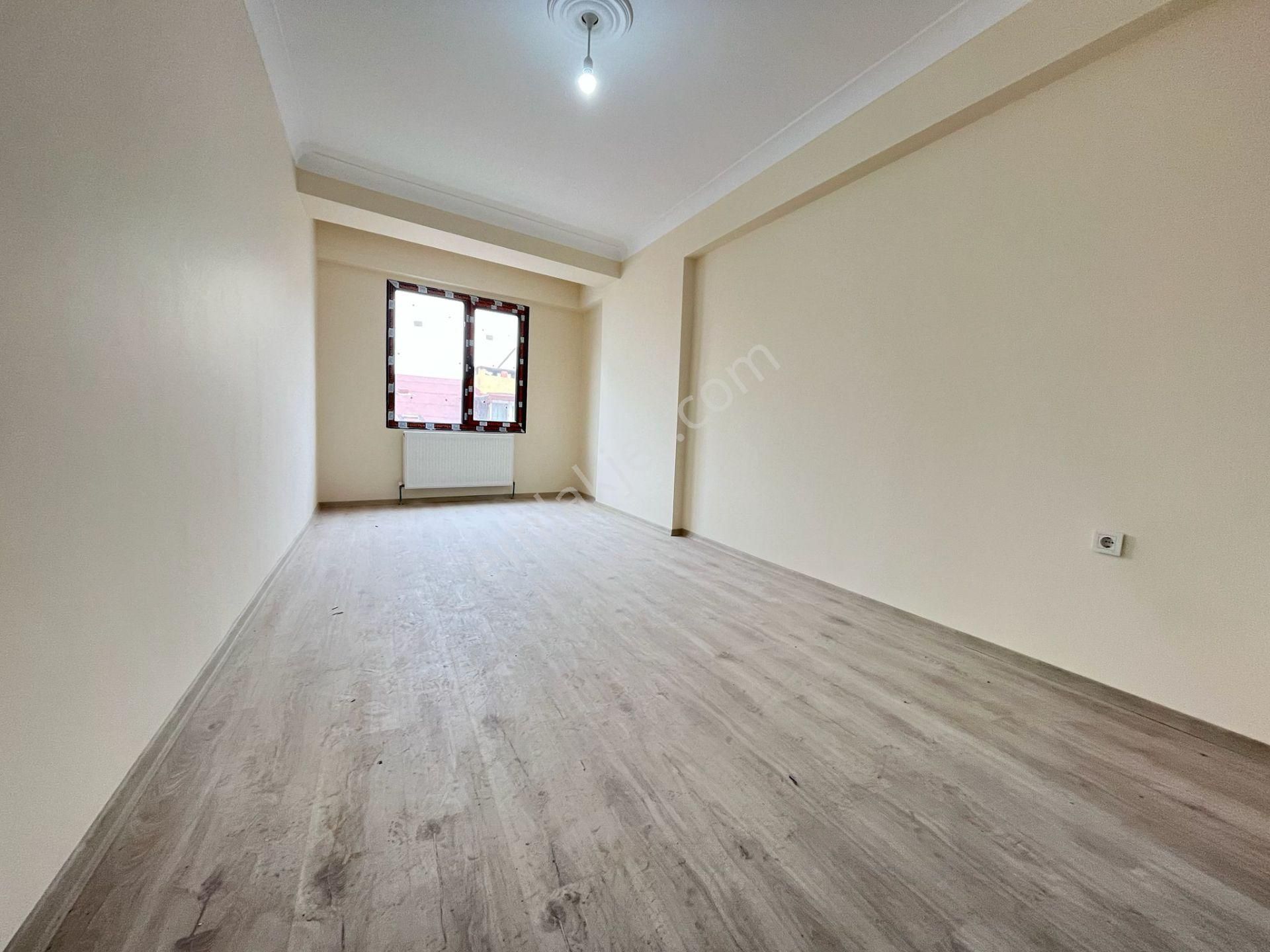 Yusuf Emlaktan Satılık Daire Kartaltepede 2 Katta - Görsel 24