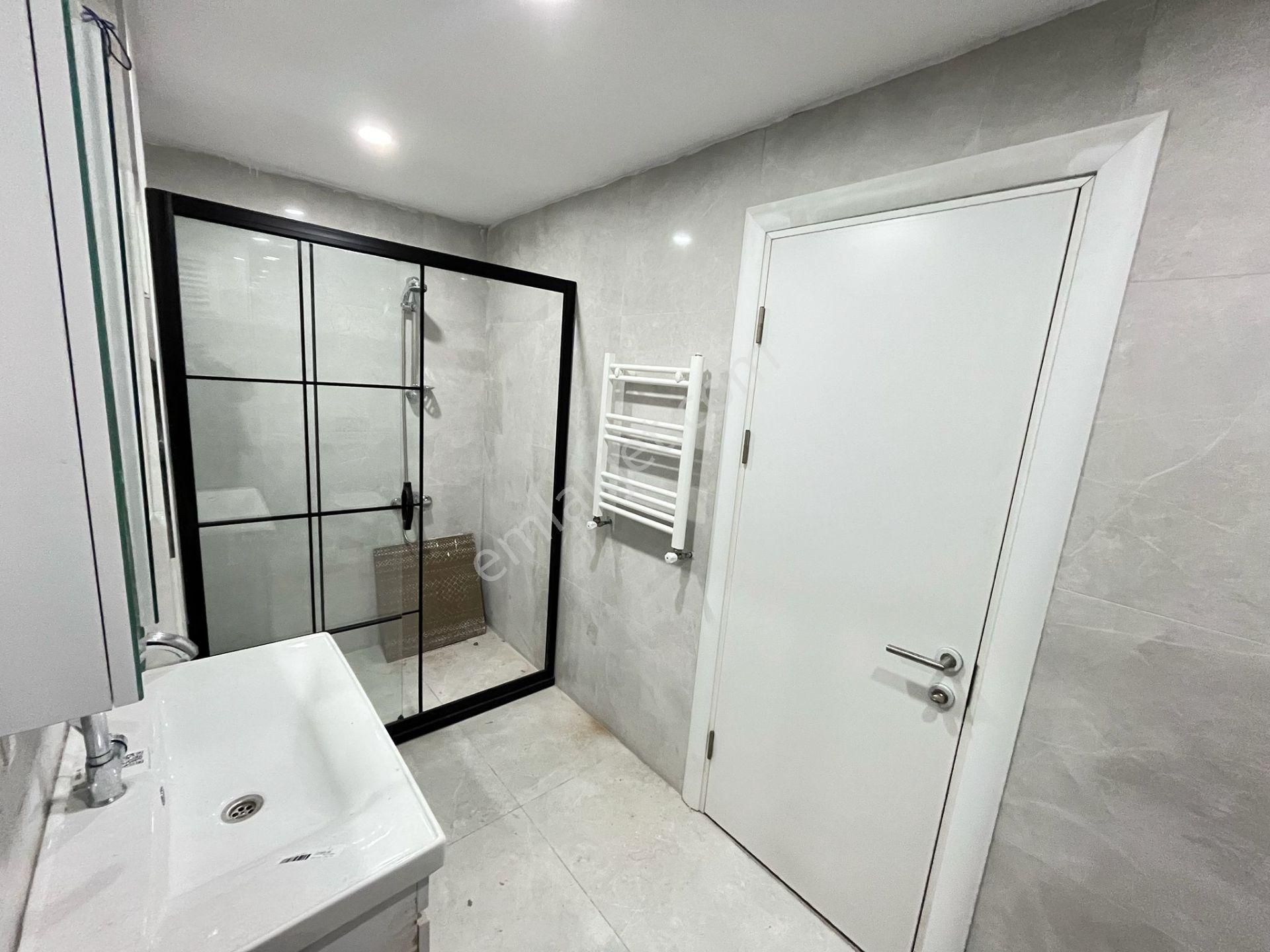 Yusuf Emlaktan Satılık Daire Kartaltepede 2 Katta - Görsel 23