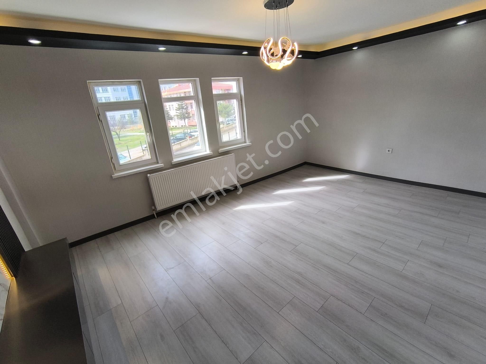 Sincan Ahievran Mah Öncephe 1.arakat Salonbagımsız Satılık Daire - Görsel 5