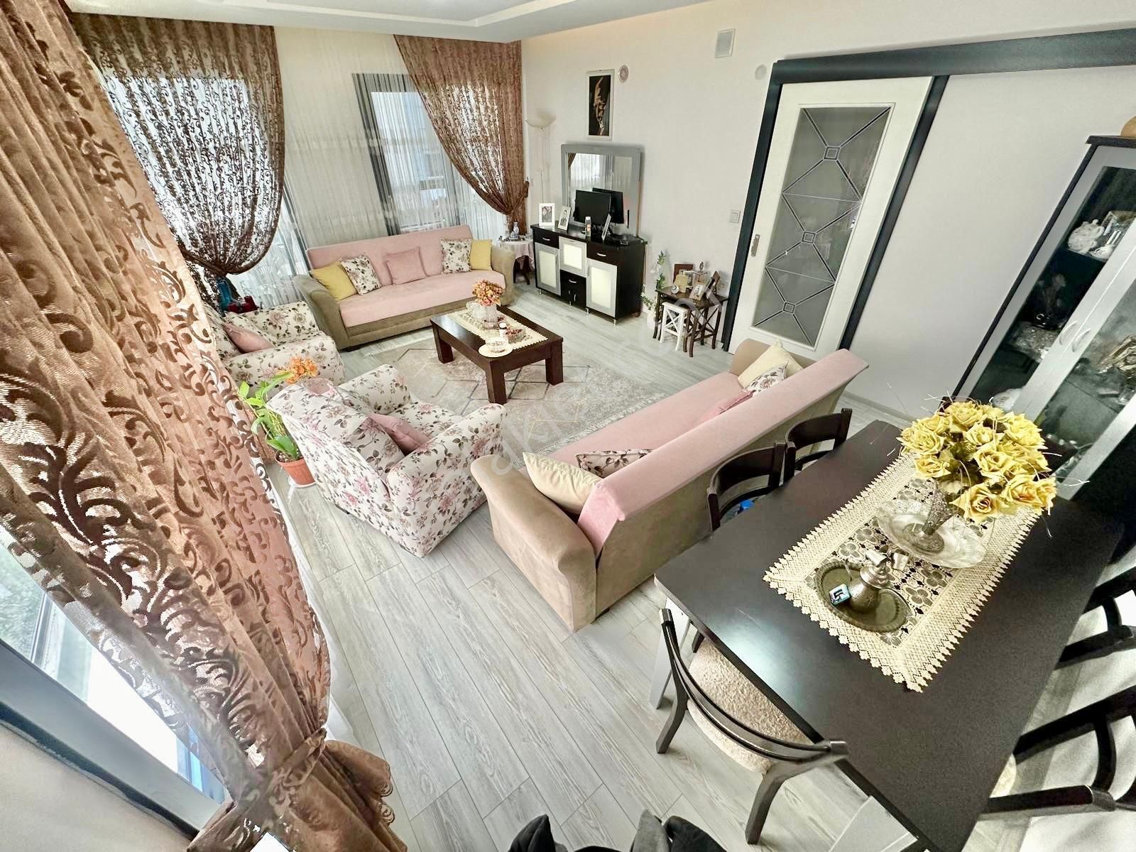 ꧁akçay Ay Emlaktan꧂doktorlar Sitesine Yakın Ayrı Mutfak Kombili Ultra Lüx Satılık 2+1 Daire - Görsel 8