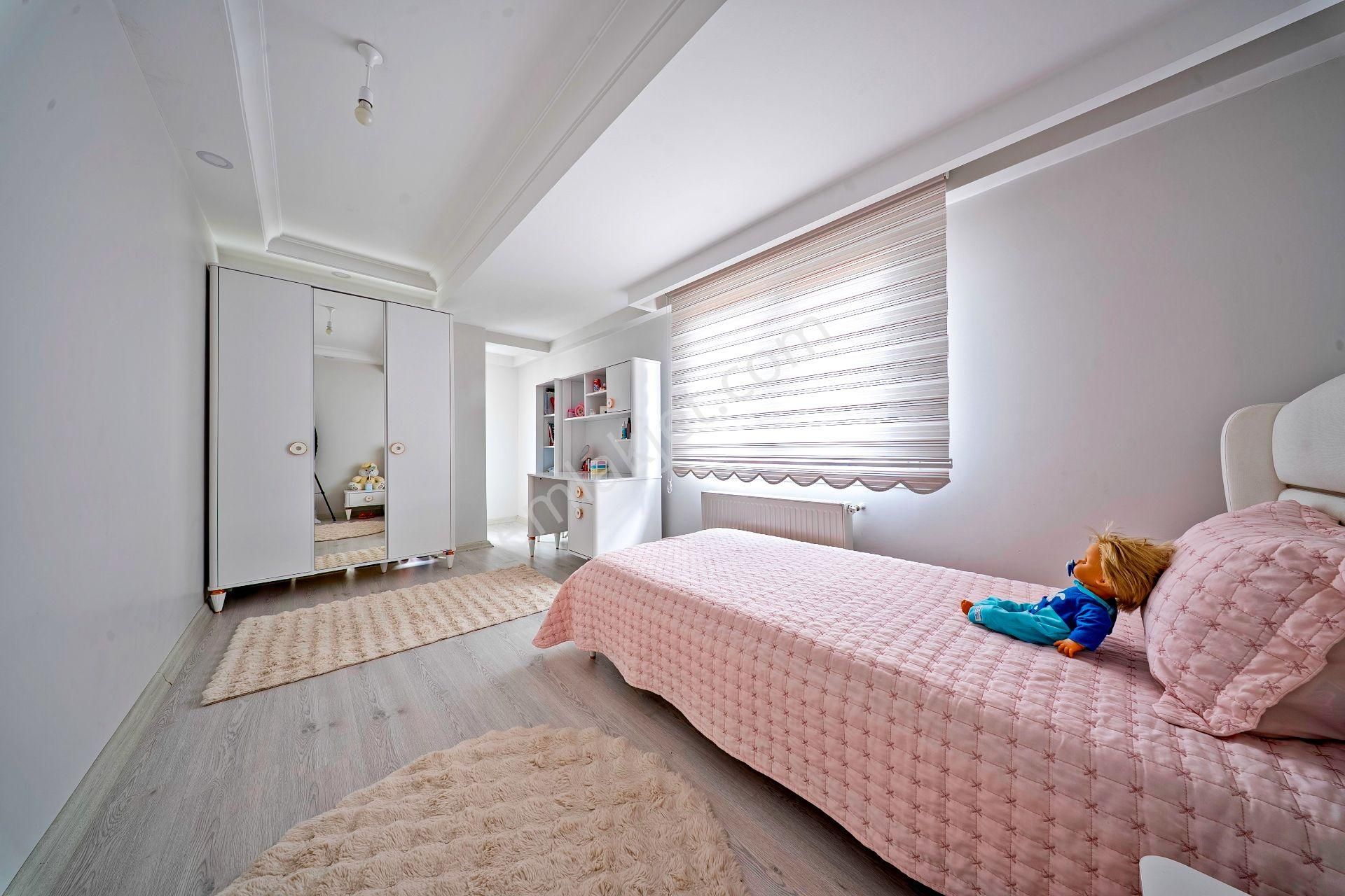 Weal World' Den Yeni Binada, 3+2, 185 M2, Çift Girişli, İskanlı, Fırsat Dubleks ... - Görsel 7