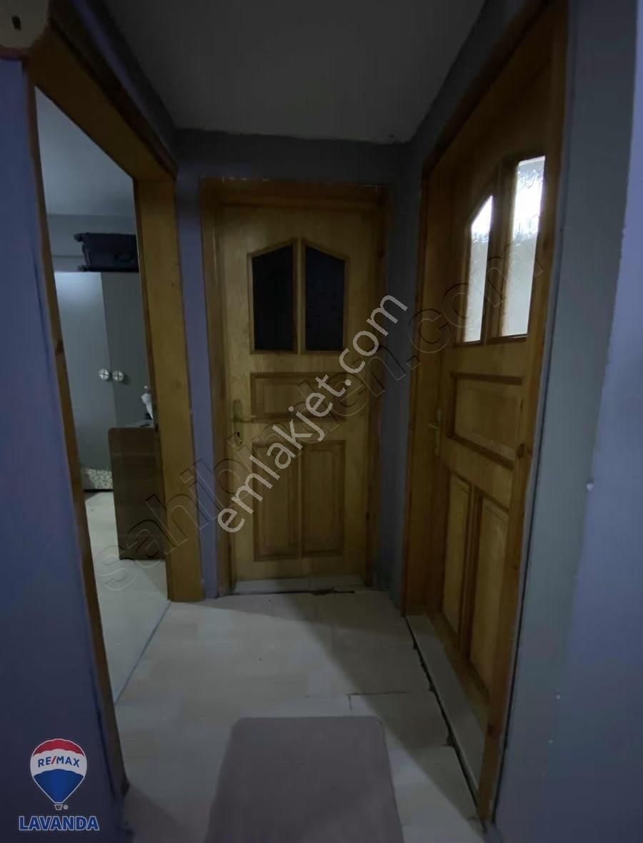 Re/max Lavanda'dan Muhittin Mahallesinde Satılık 2+1 Daire - Görsel 12
