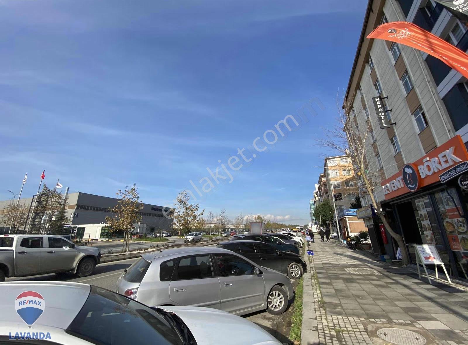 Remax Lavanda'dan Muhteşem Konumda 6 Kat İmarlı Arsa - Görsel 2