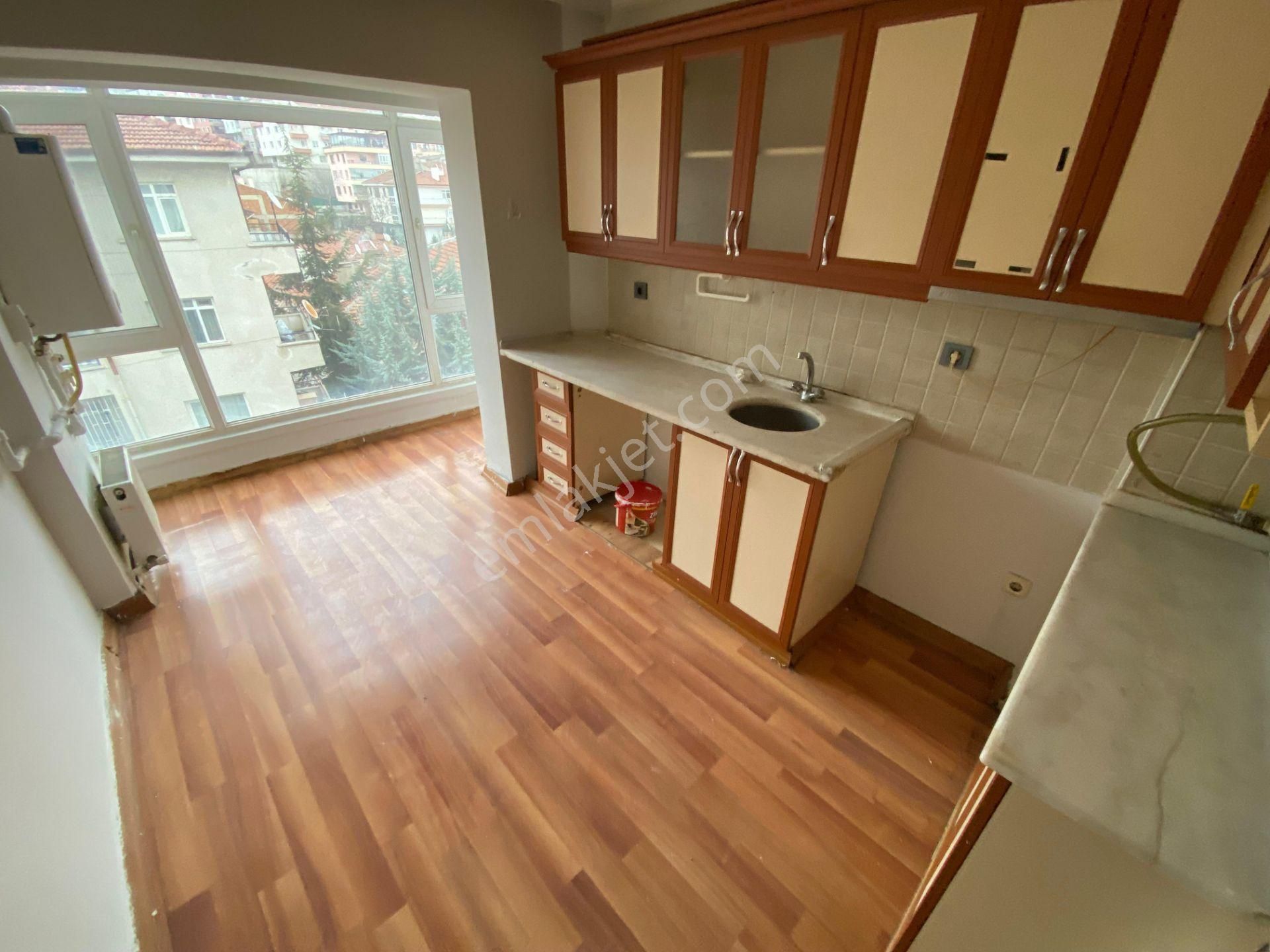 Bağlarbaşı Mah Kuyubaşı Yakını Katta Bağımsız Kupon Satılık